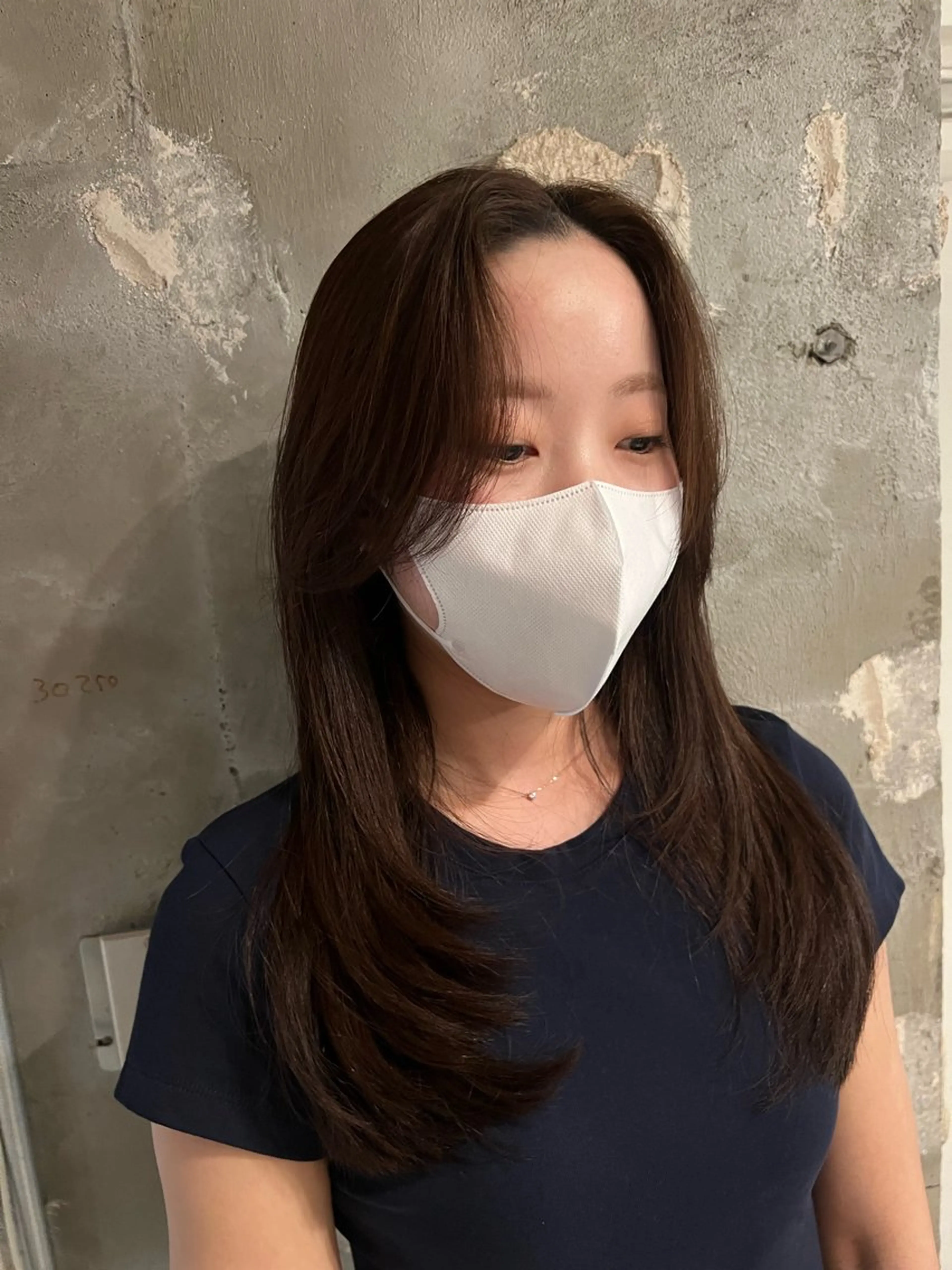 セミロング 河本伶 質感レイヤーカットのヘアスタイル