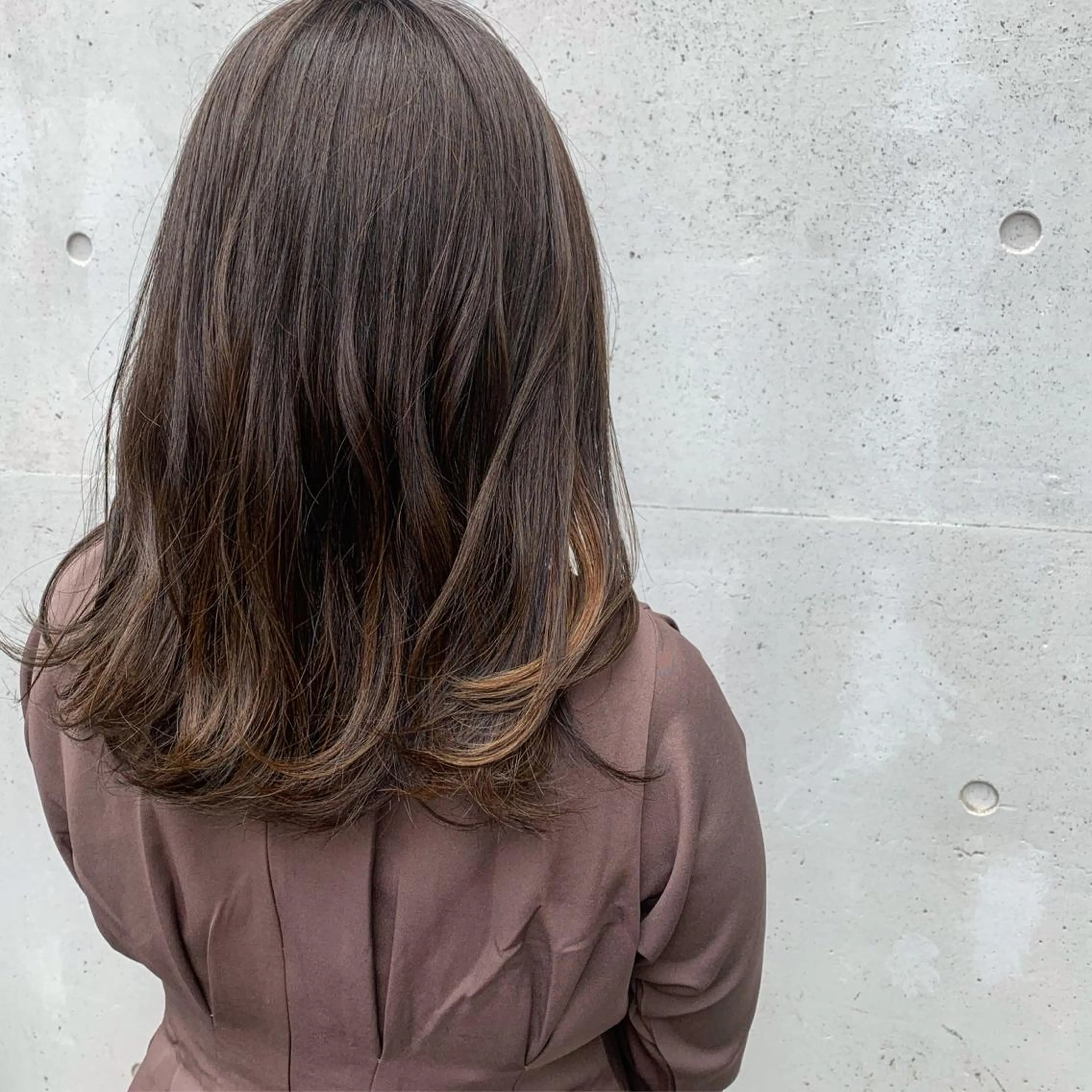 セミロング カラー 中津/柔らかカラー/ ナガオ イズミのヘアスタイル