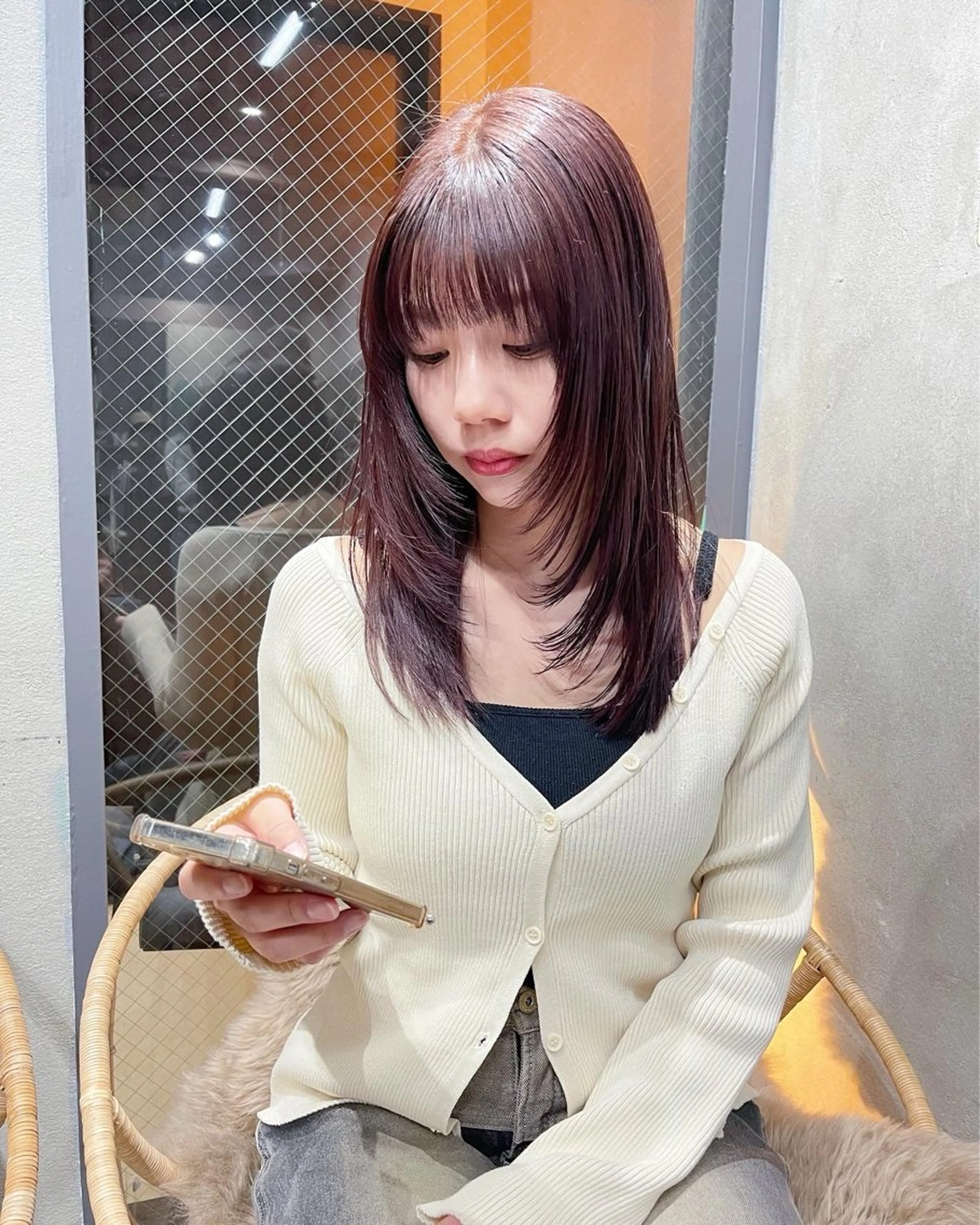 ミディアム カラー ブリーチ カシス ダブルカラー ブリーチなしカラー ピンクカラー ヘアカラー トリートメント AiM 大名のヘアスタイル