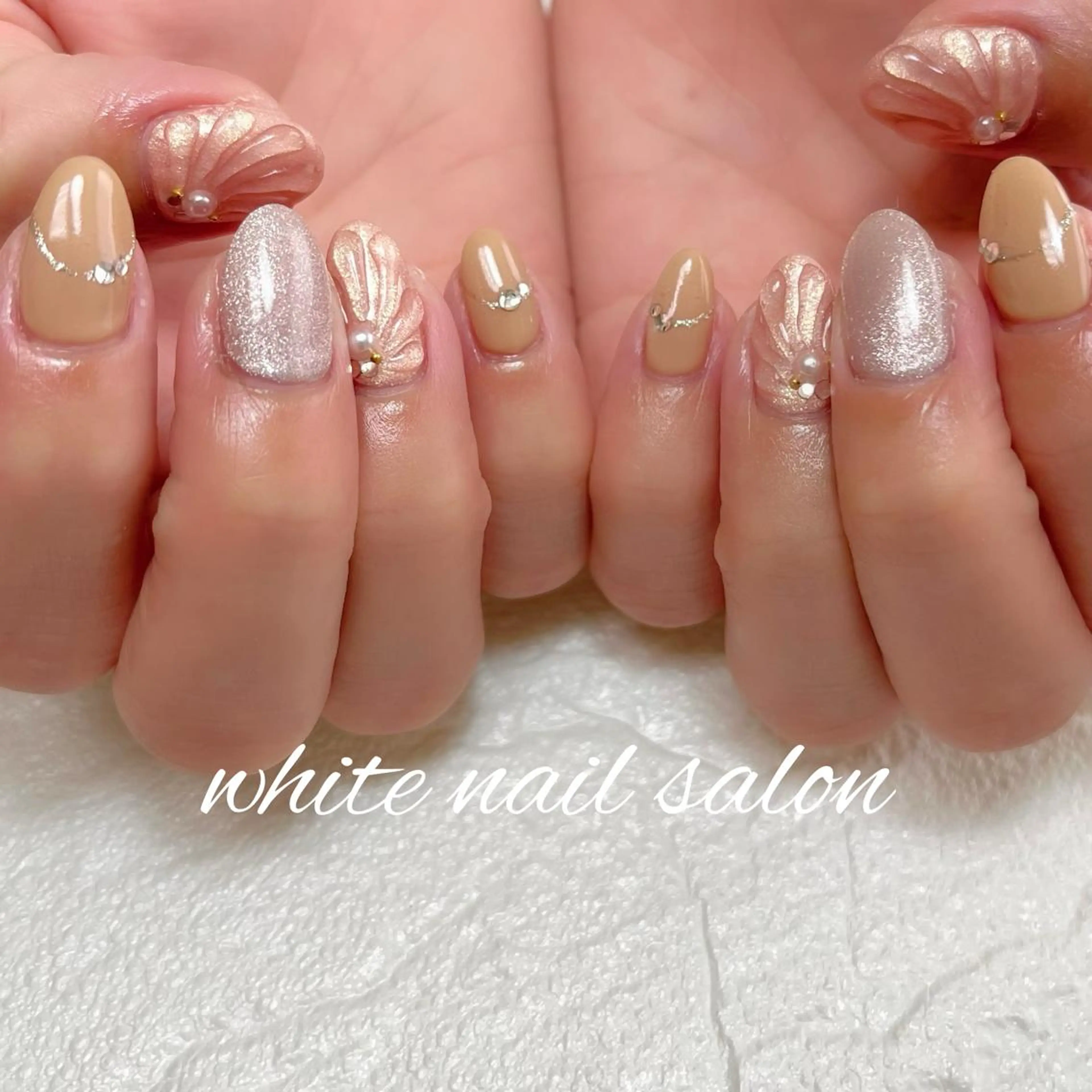 ネイル フットネイル ジェルネイル ハードジェル ラメ(グリッター) 持ち込み ハンドネイル white nail salonのネイルデザイン
