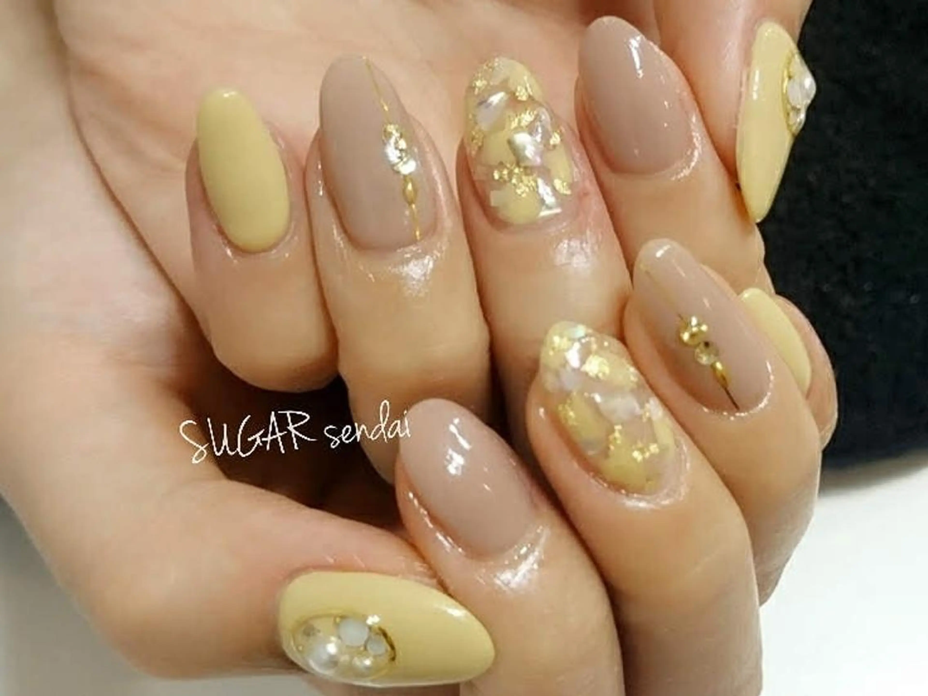 ネイル SUGAR sendai Nail所属・鈴木 ゆかりのネイルデザイン