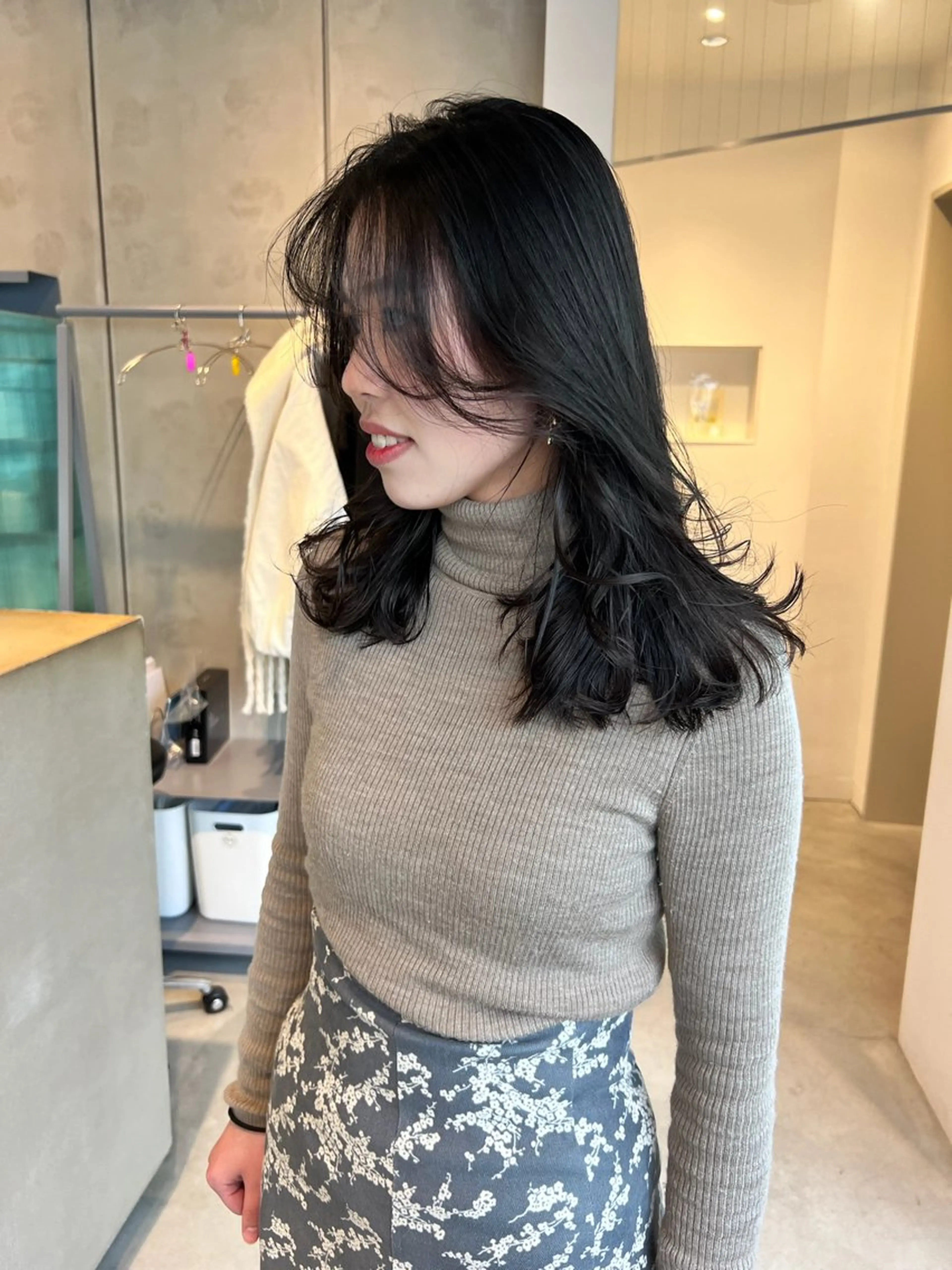 ミディアム カット トリートメント 🌐👽フクイ キララ🌎💎のヘアスタイル