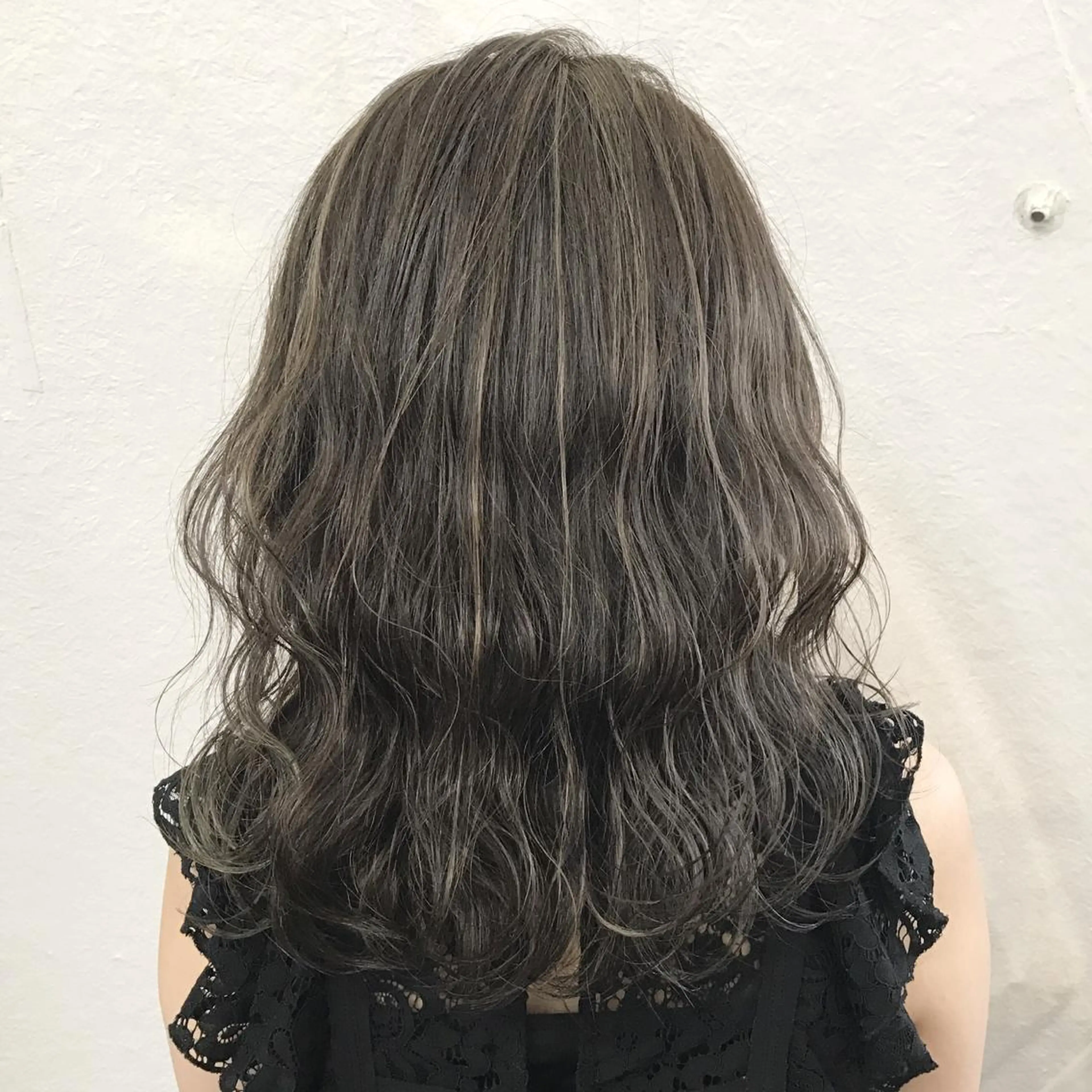 カラー アッシュ ハイライトカラー サロウィン所属・K-POP好き美容師 🇰🇷Kai.Yのヘアスタイル