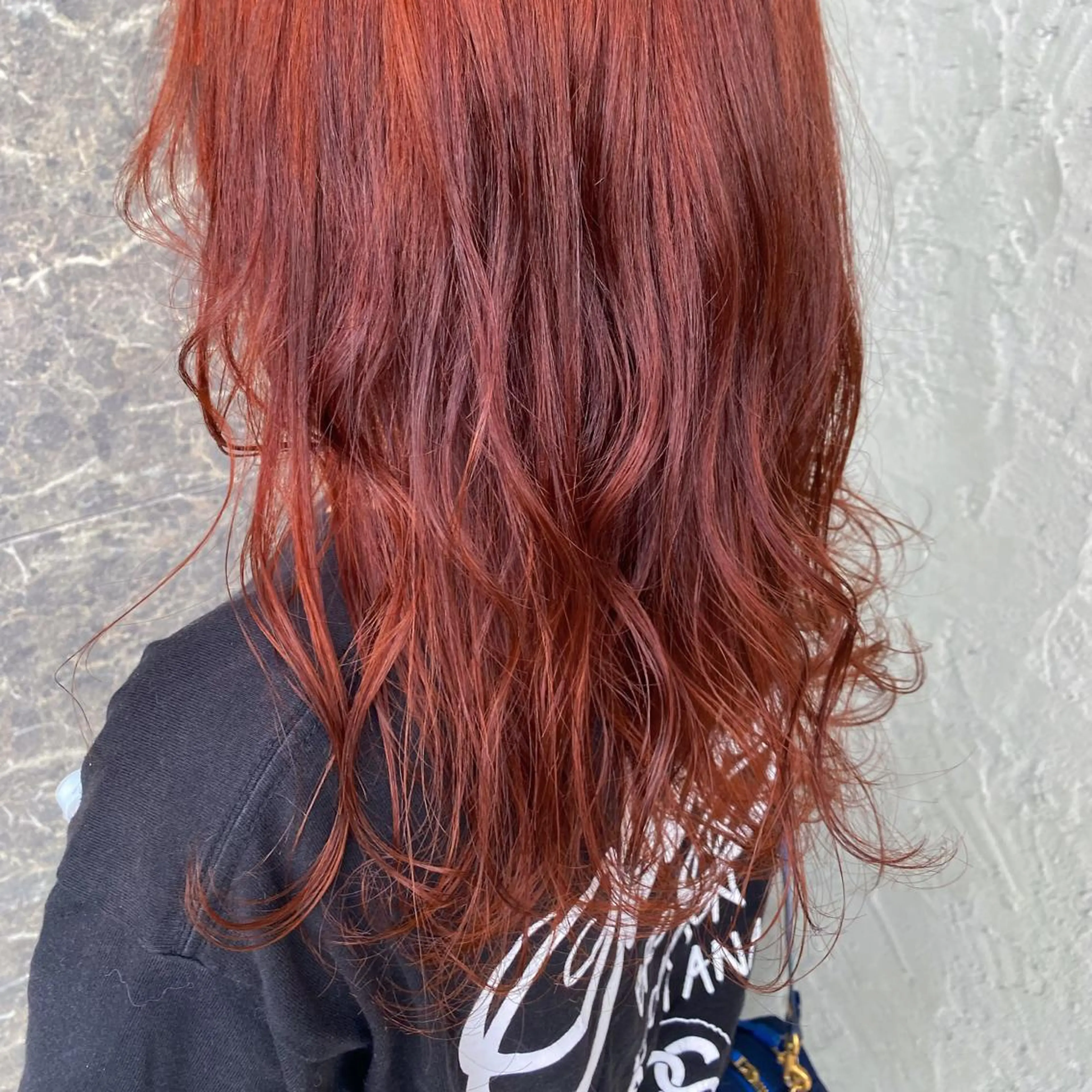 セミロング カラー オレンジ 小畑 杏実のヘアスタイル
