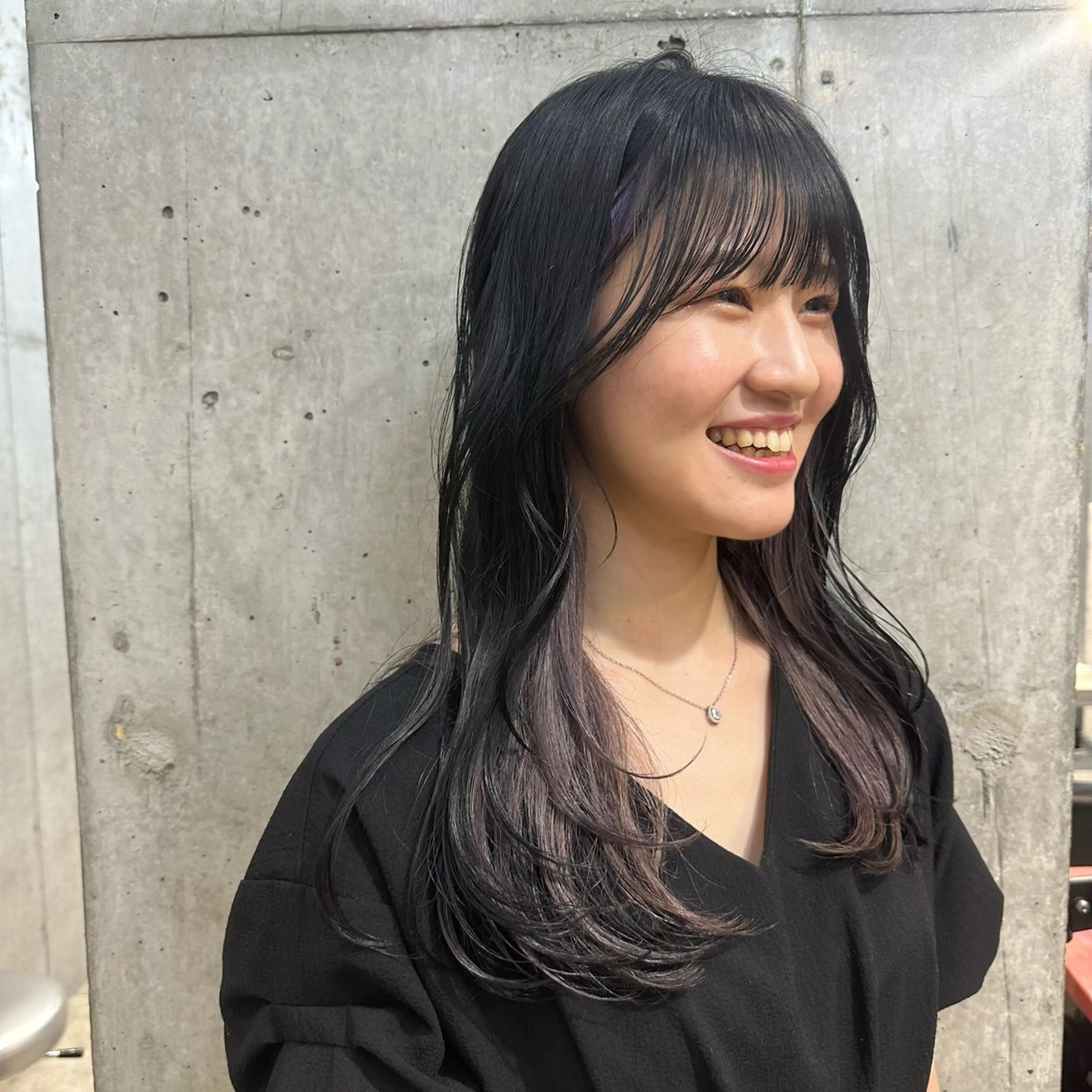 ロング カラー ラベンダーカラー ヘアカラー さとう あやかのヘアスタイル