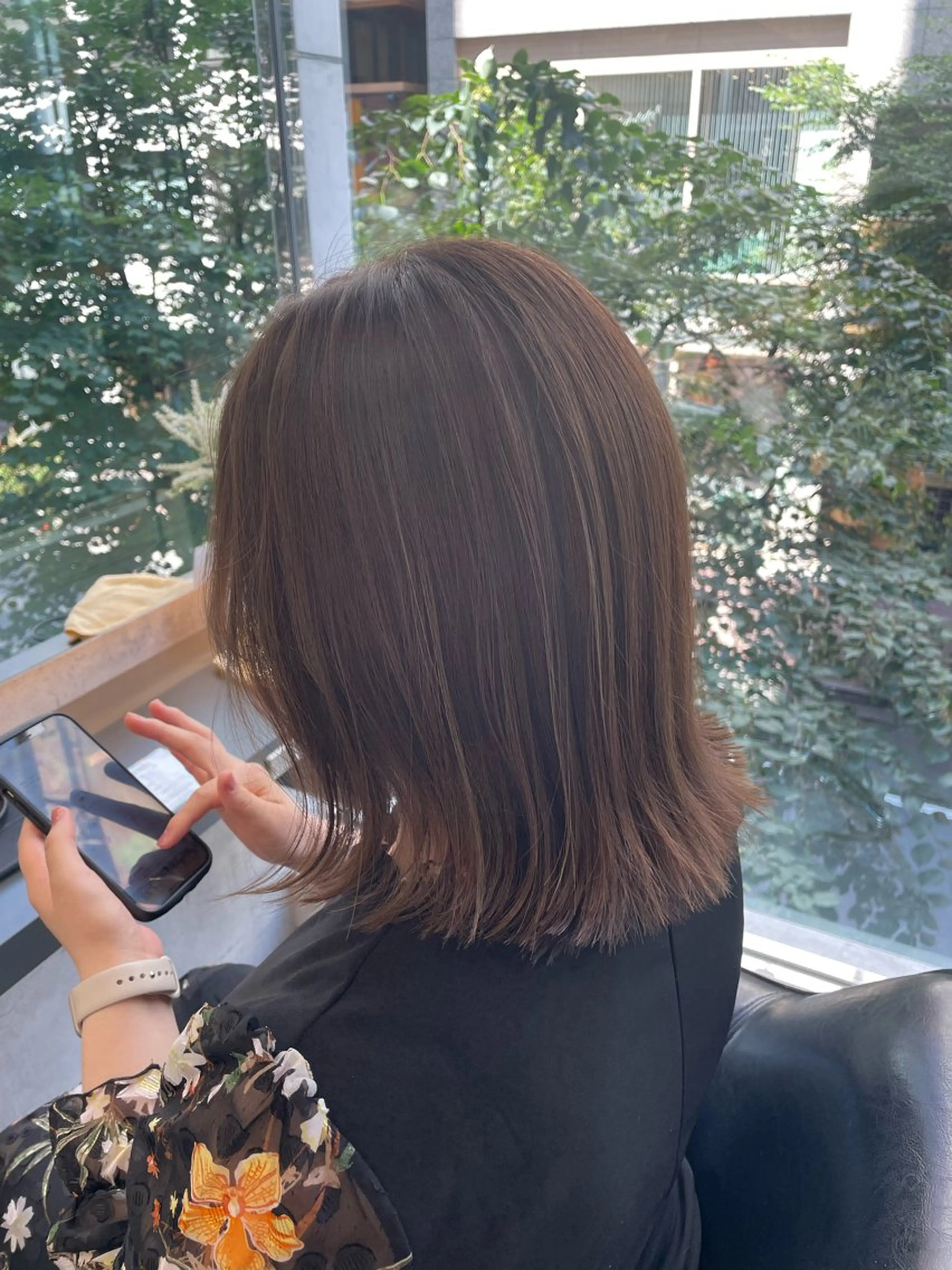 ミディアム カラー 顔まわり/レイヤー 🌼MIU🌼のヘアスタイル