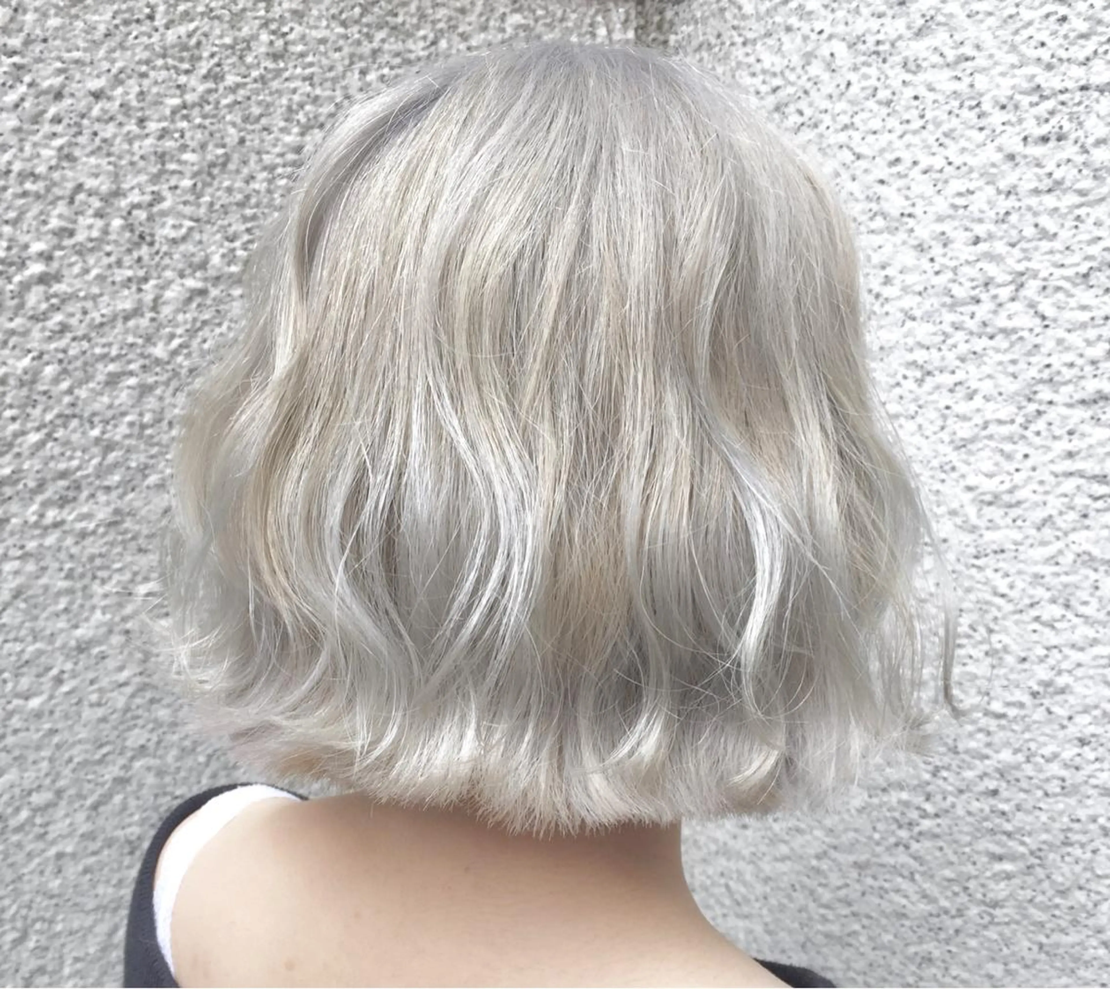 ショート カラー ヘアカラー 🇰🇷カルマパーマ kaito🇰🇷のヘアスタイル
