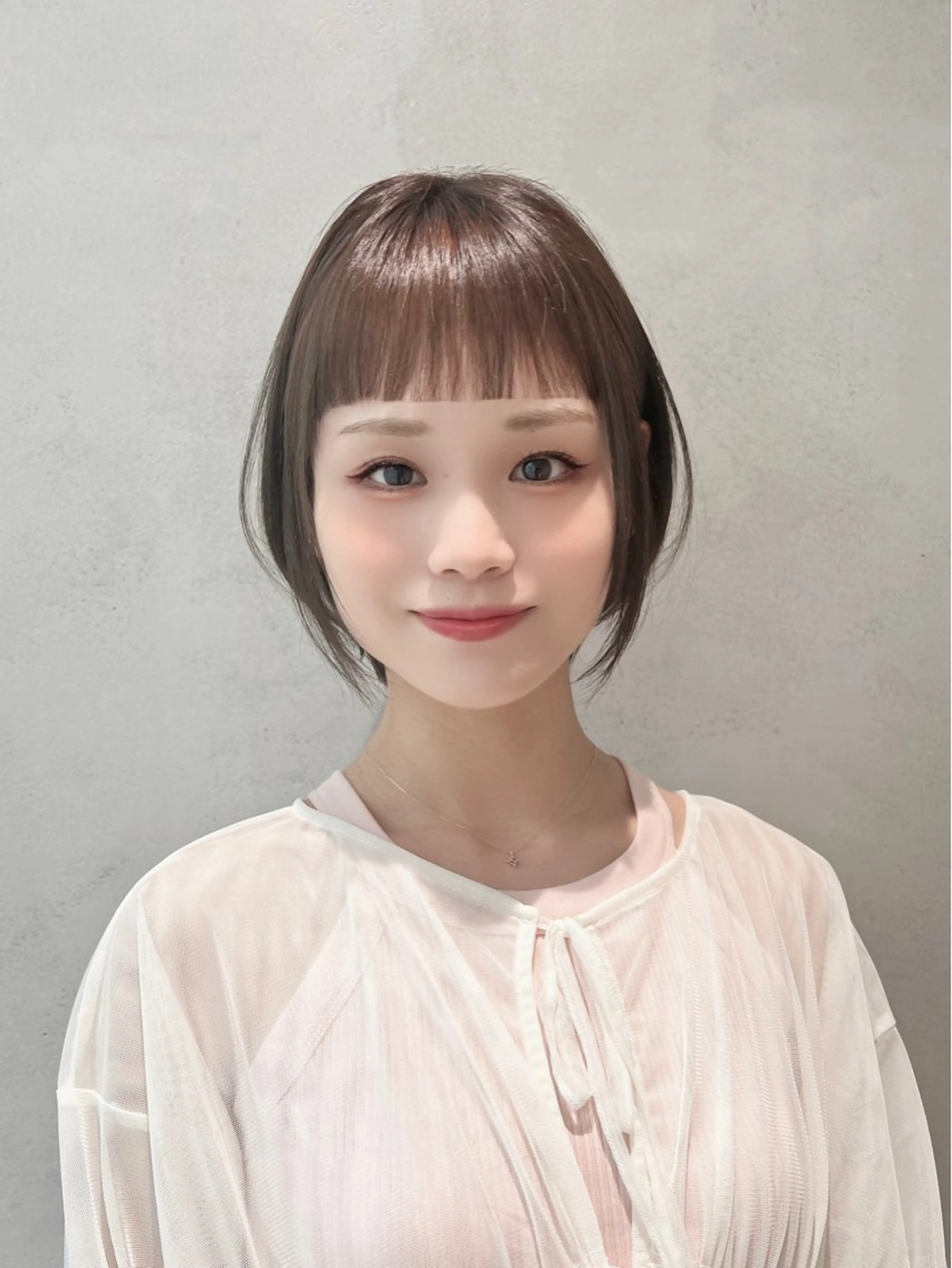 ショート カラー Say.石川葵 ショートボブ前髪のヘアスタイル