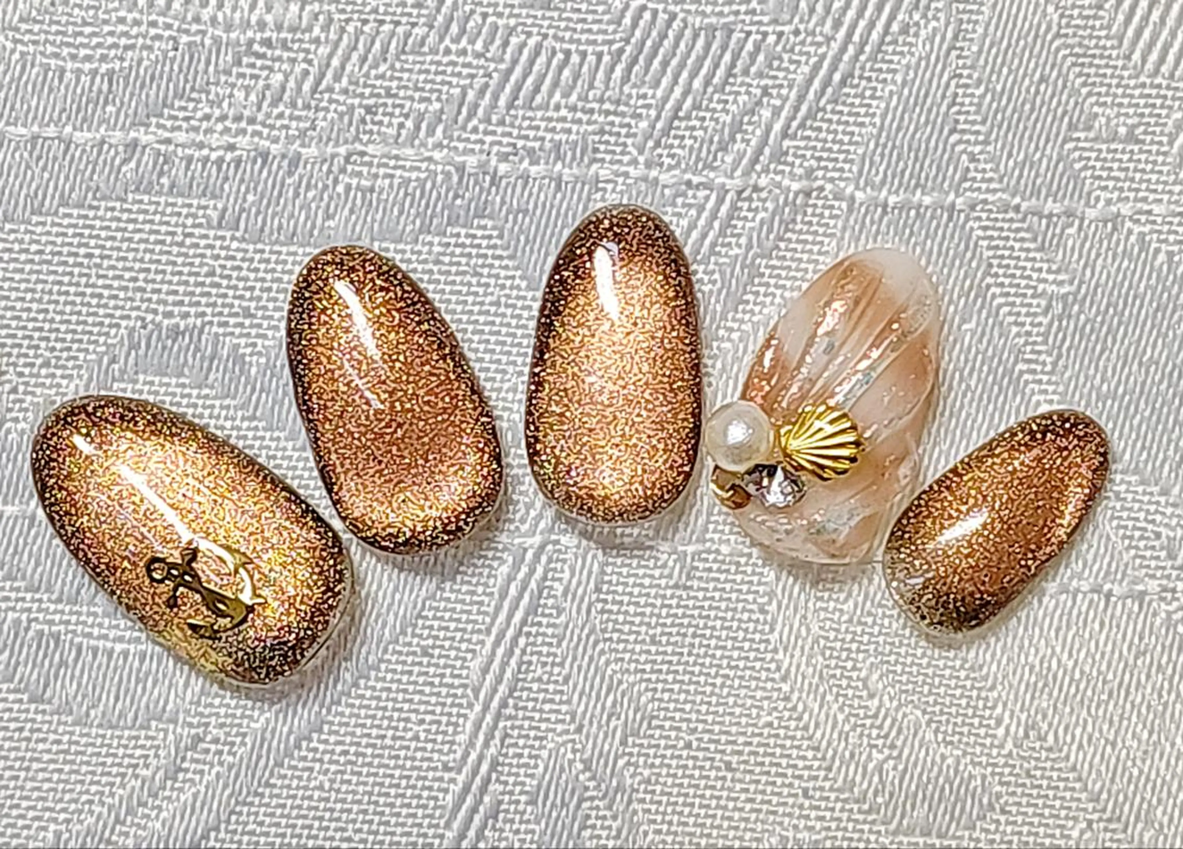 ネイル Kurara Sawadaのネイルデザイン