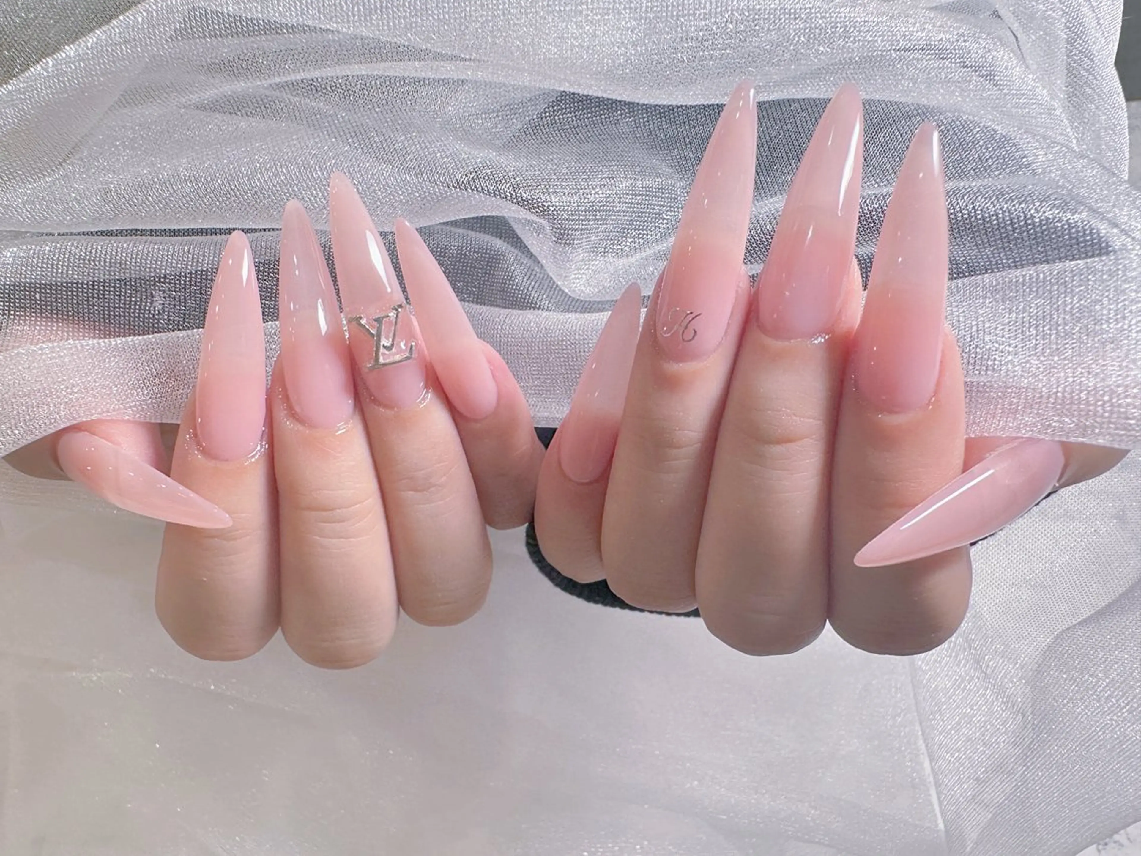 ネイル ハンドネイル ハンドケア Moci Nail Salonのネイルデザイン