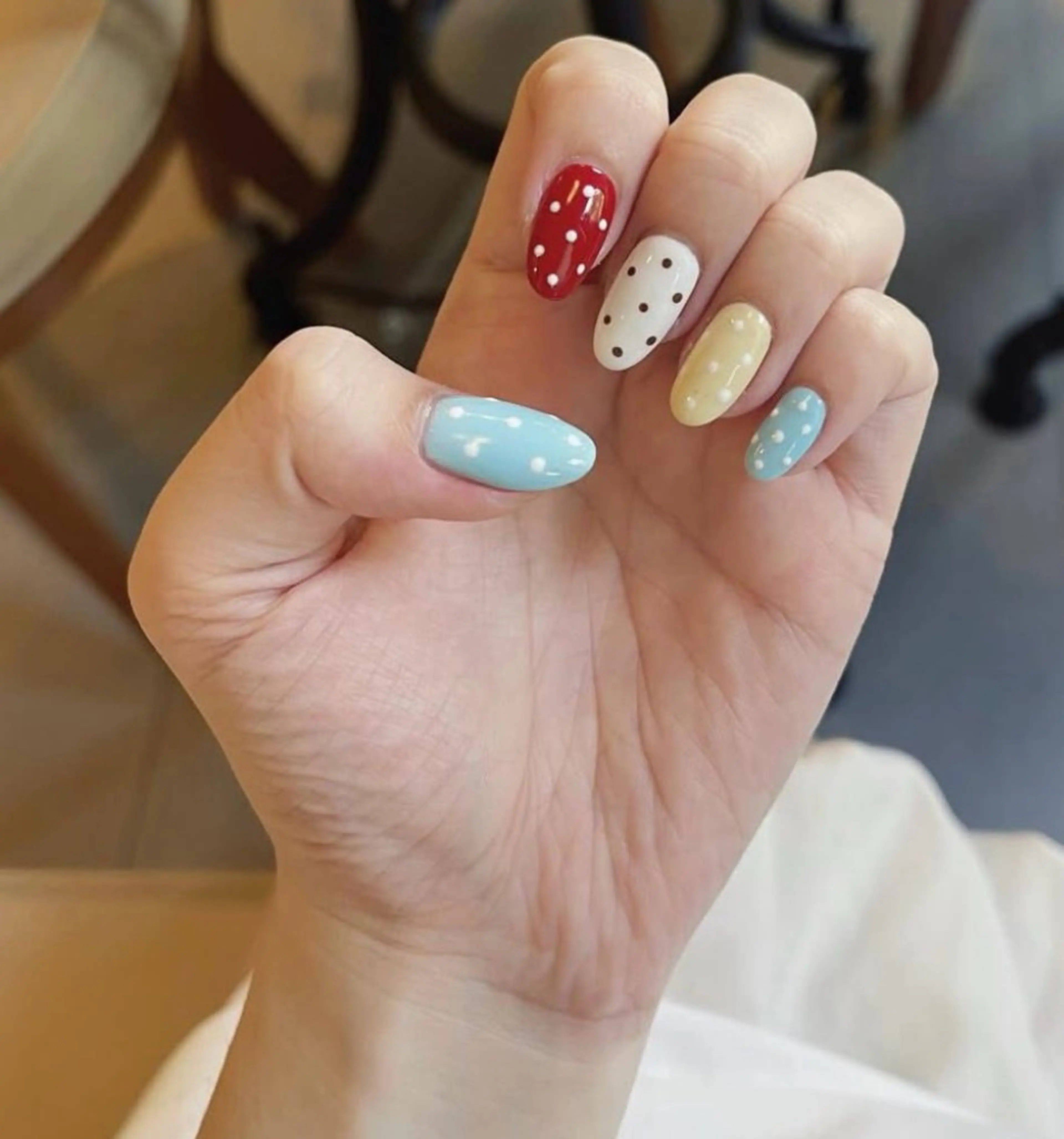 ネイル アートネイル オーロラネイル フレンチネイル ジェルネイル グラデーション ハンドネイル Ryunail所属・Ryu Nail Shinokuboのネイルデザイン