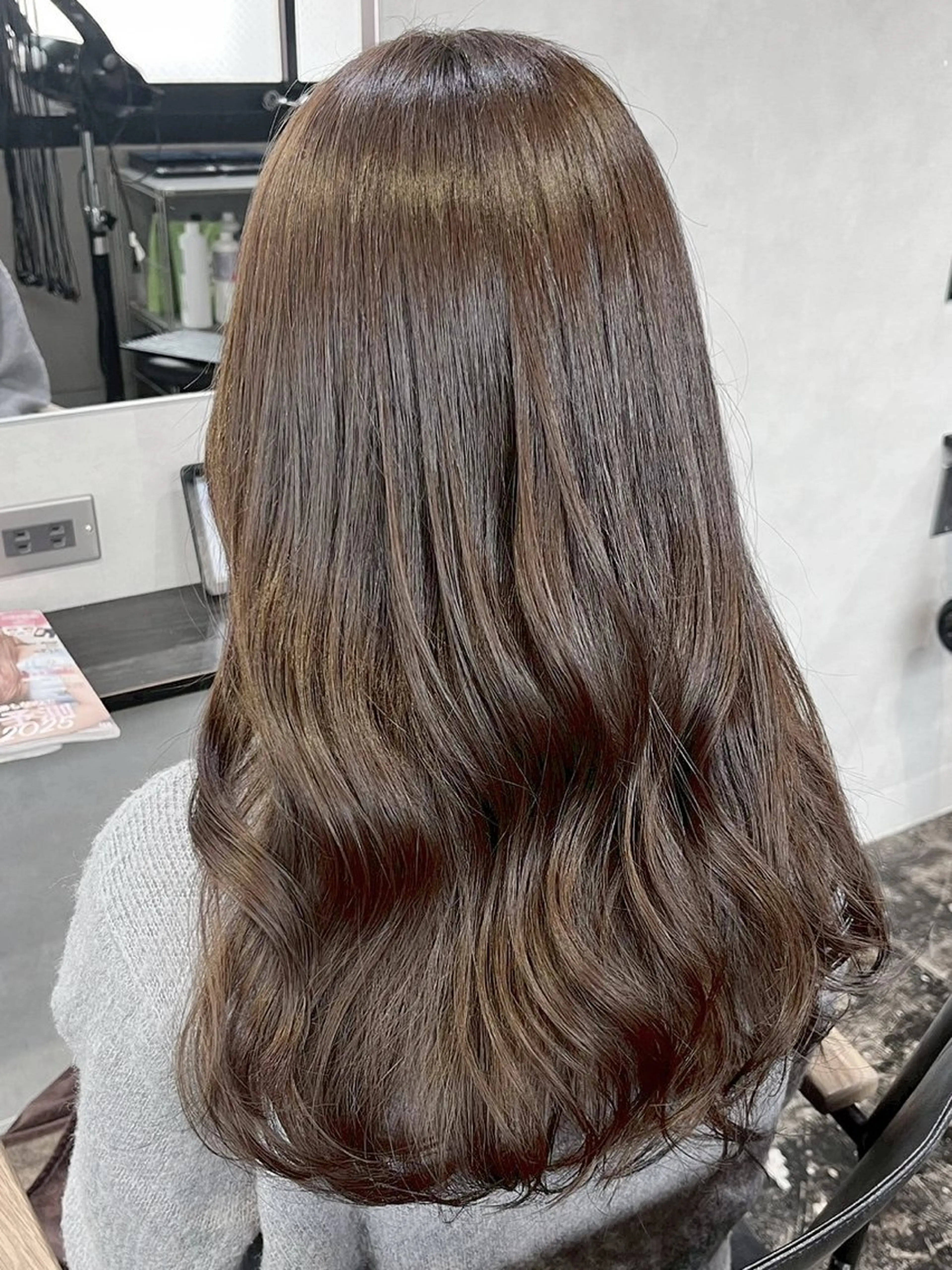 ロング カラー ココアグレージュ グレージュ カット ヘアカラー トリートメント 透明感カラー/パーマ 🌀アオノアユミのヘアスタイル