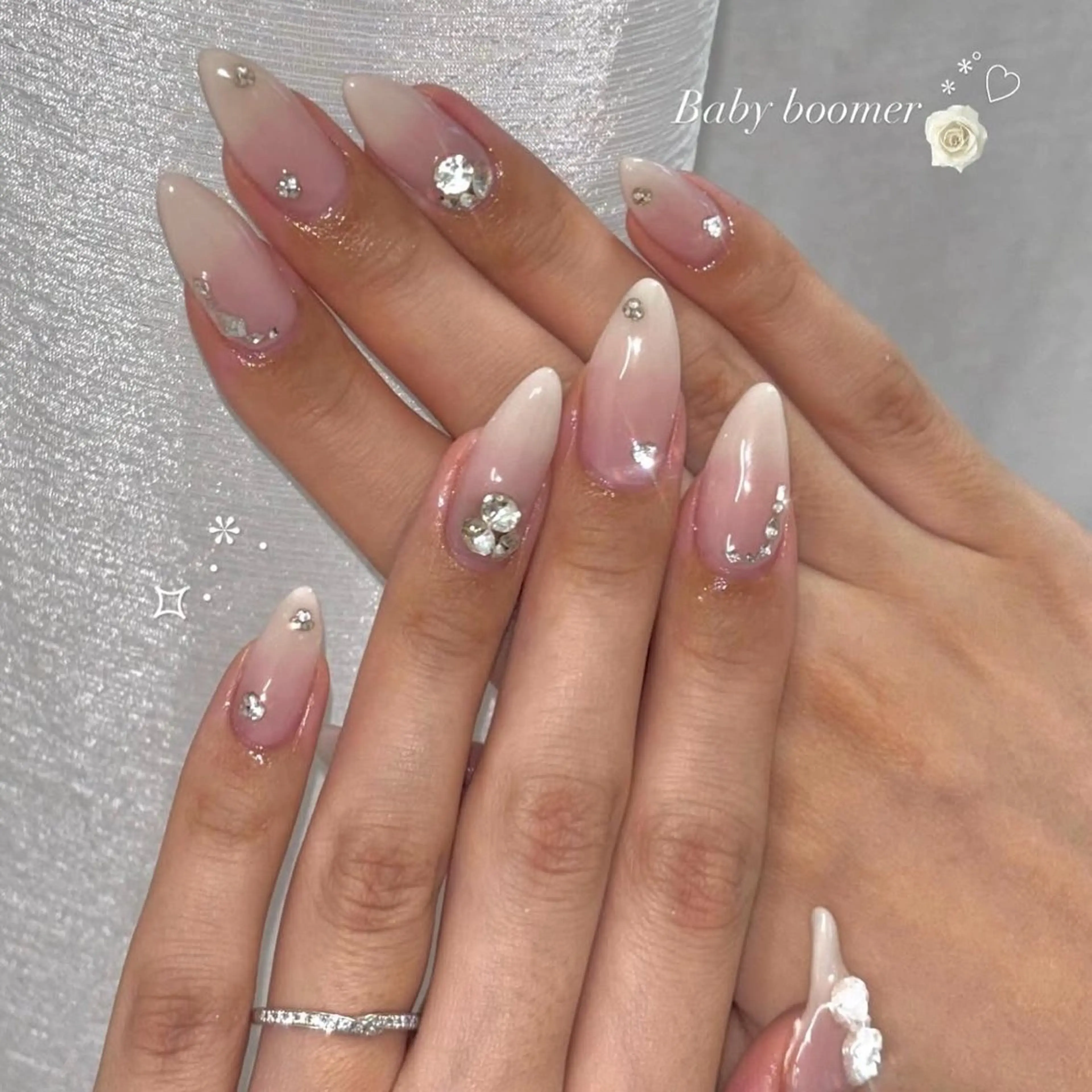 ネイル Sii nail 🤍SAKIのネイルデザイン