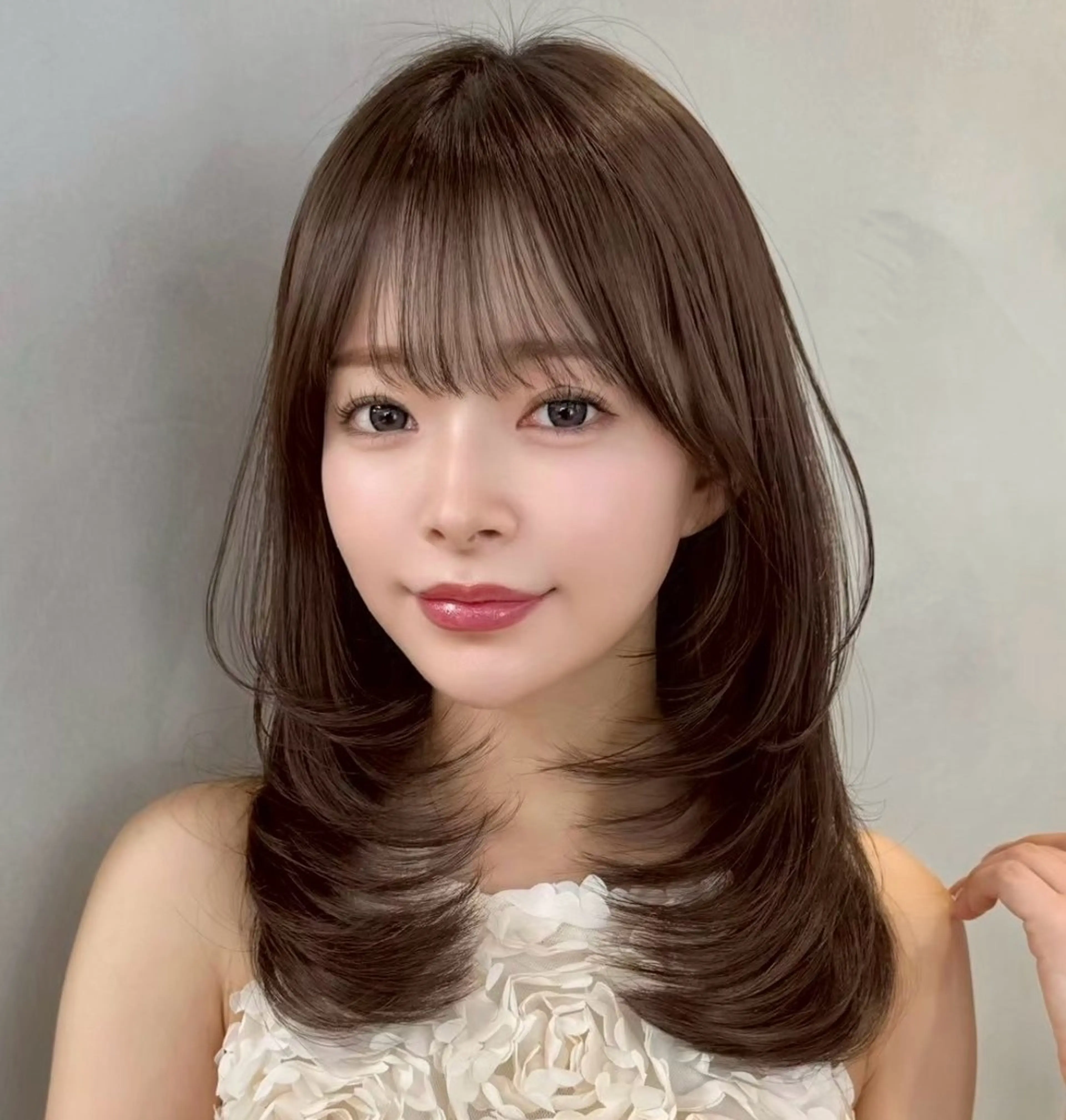 ミディアム カラー 切りっぱなしボブ ブリーチ ブリーチなしカラー ボブ 顔周りカット 浦和/髪質改善/ボブ 縮毛矯正/大和田拓夢のヘアスタイル