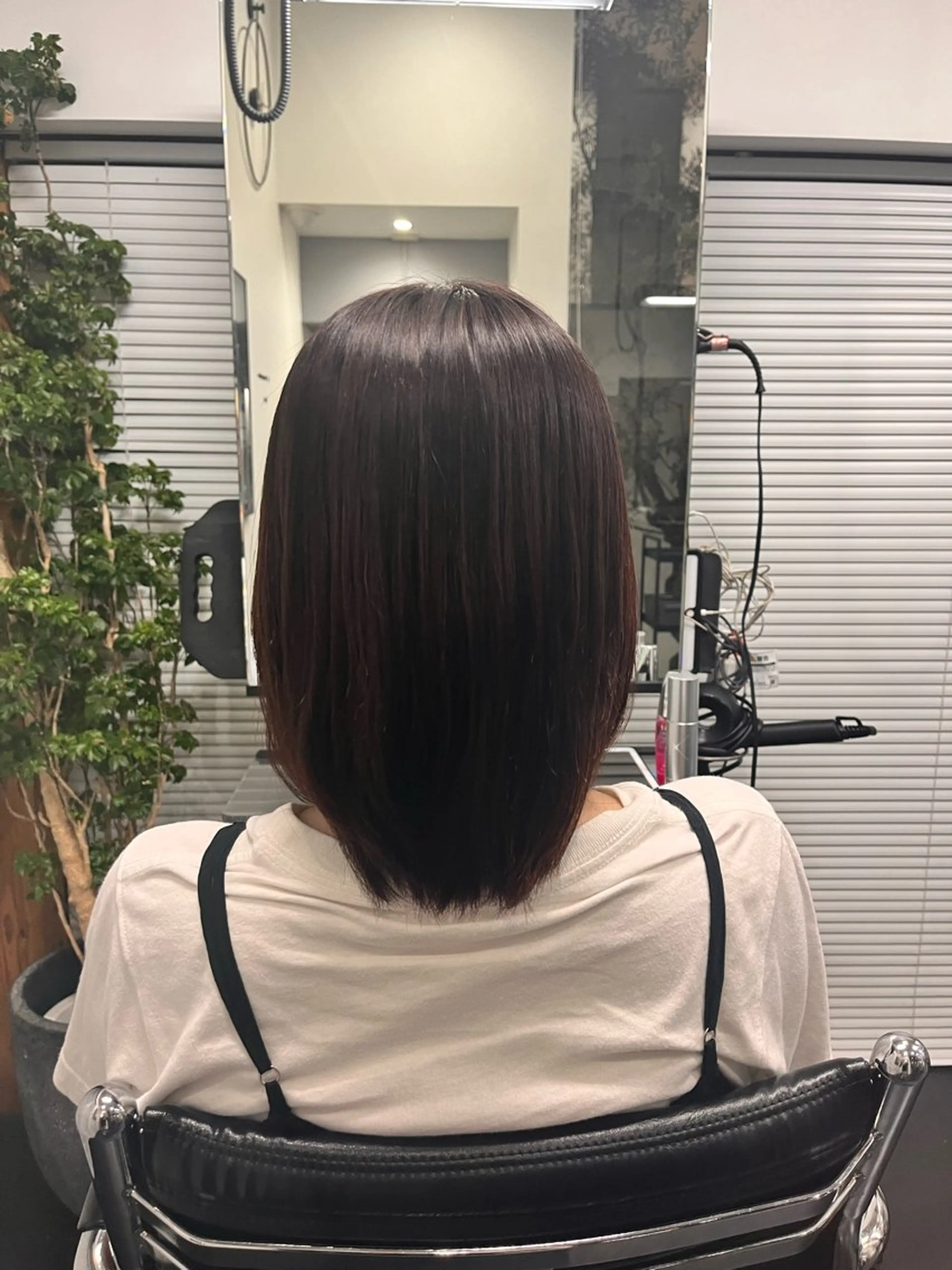ミディアム ヘアカラー 小木曽 芽生のヘアスタイル