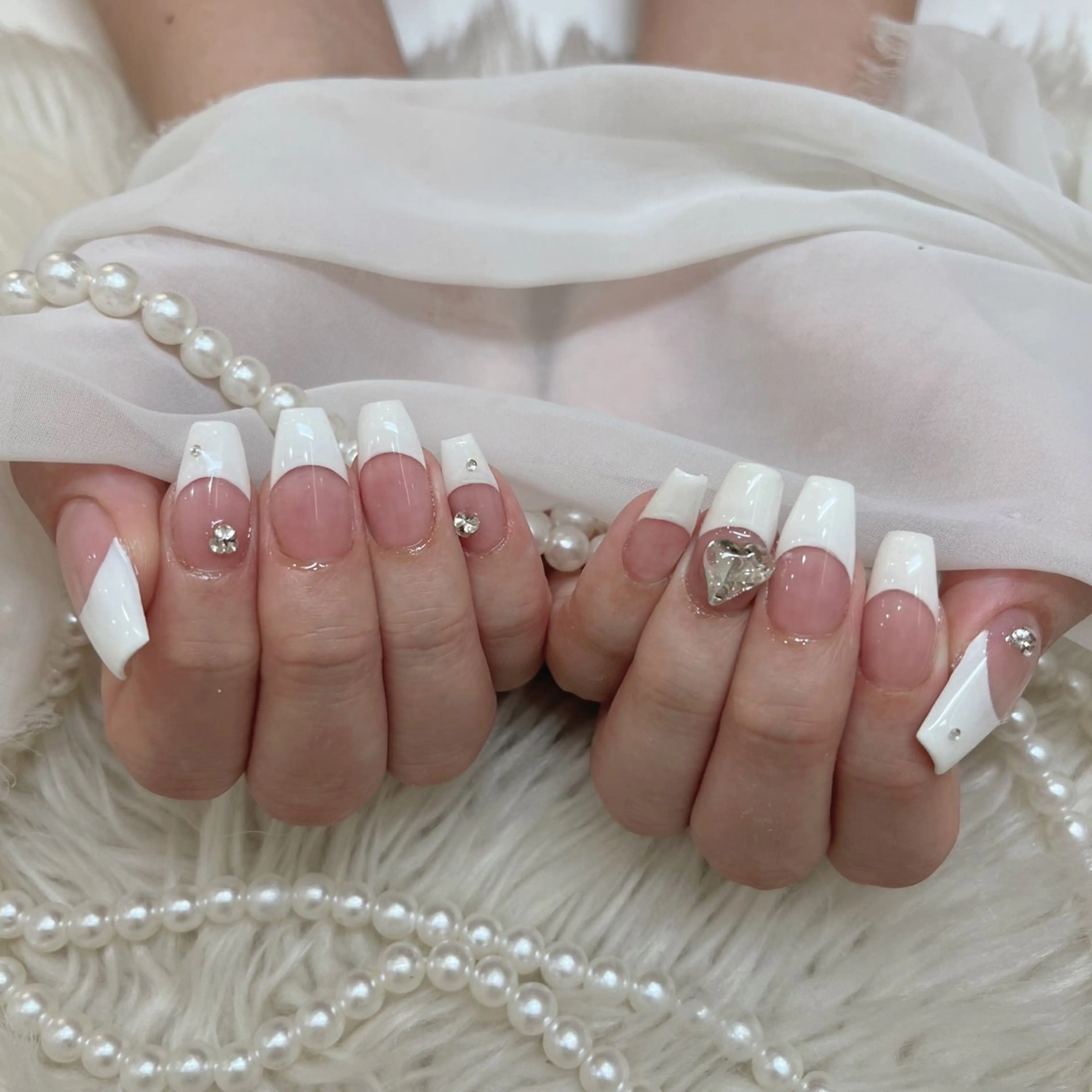 ネイル Raviy大阪店所属・hawa ♡のネイルデザイン