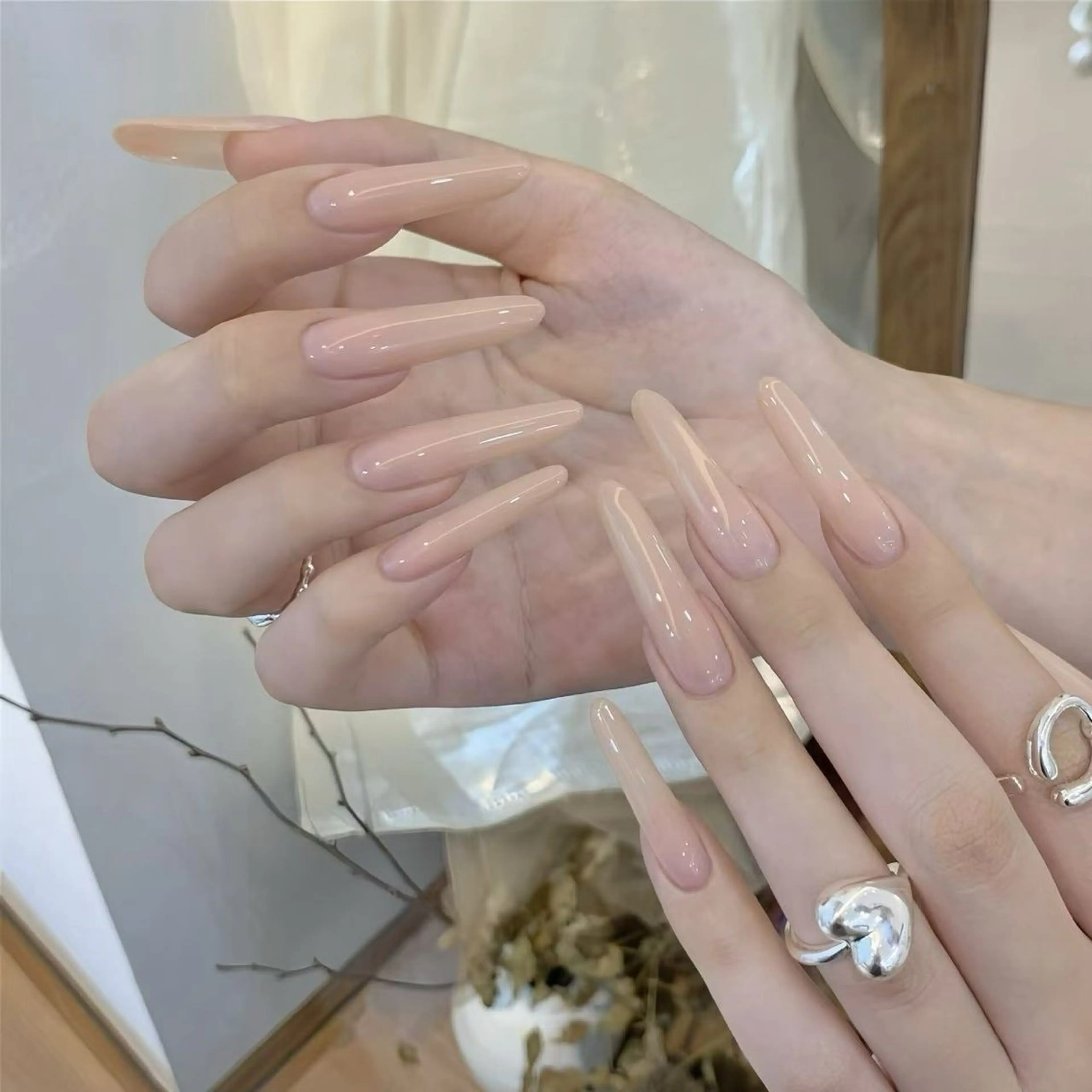 ネイル 長さ出し フレンチネイル 韓国ネイル マグネットネイル マグネットフレンチ sun nail池袋 モデル募集のネイルデザイン