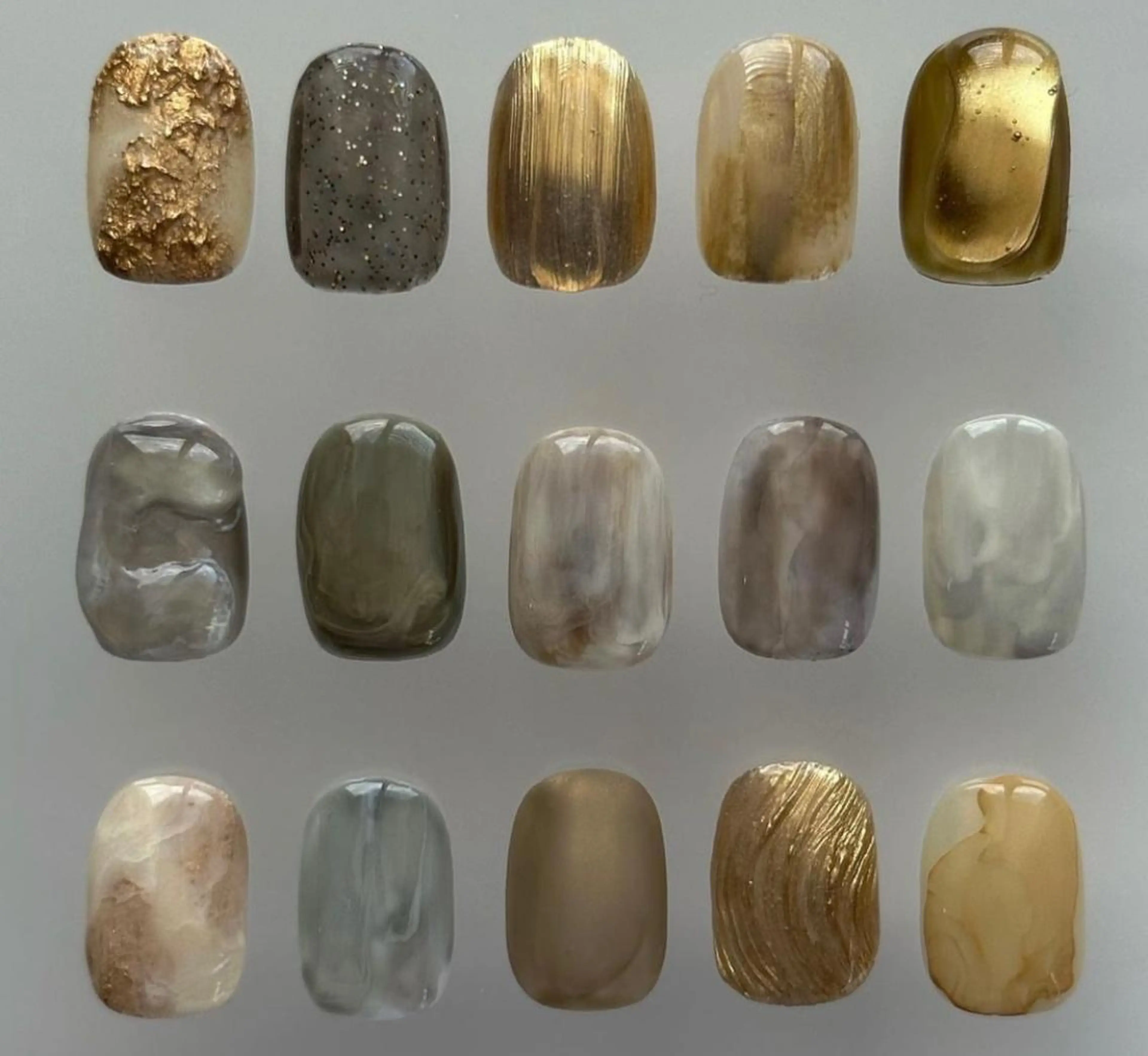 ネイル アイブロウ 眉カラー 眉毛ワックス脱毛 クリアネイル 長さ出し フットネイル ハンドネイル Moana Nail 長さだし専門店のネイルデザイン
