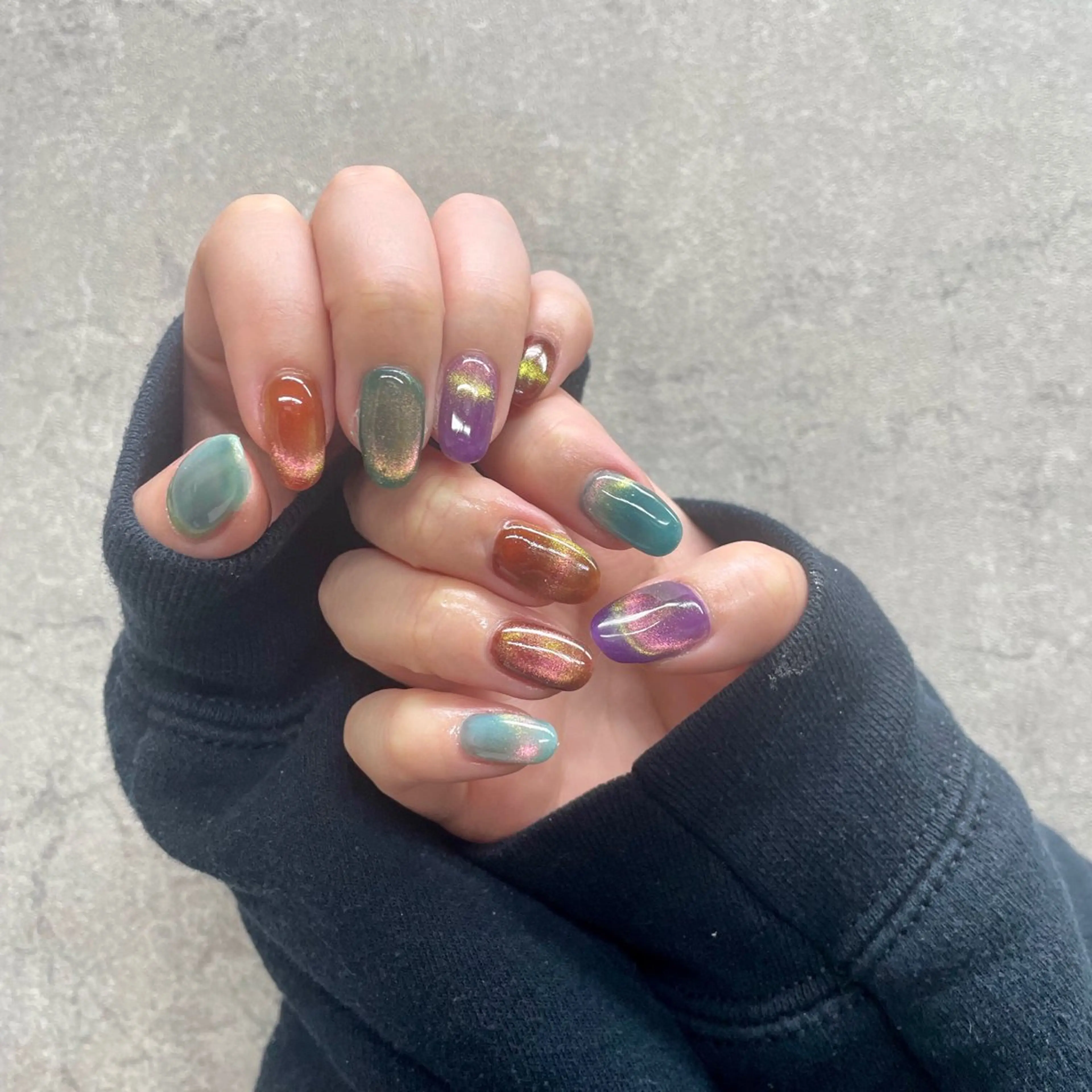 ネイル アートネイル ジェルネイル キラキラネイル マグネットネイル ニュアンスネイル nailstudio eviz新宿店のネイルデザイン