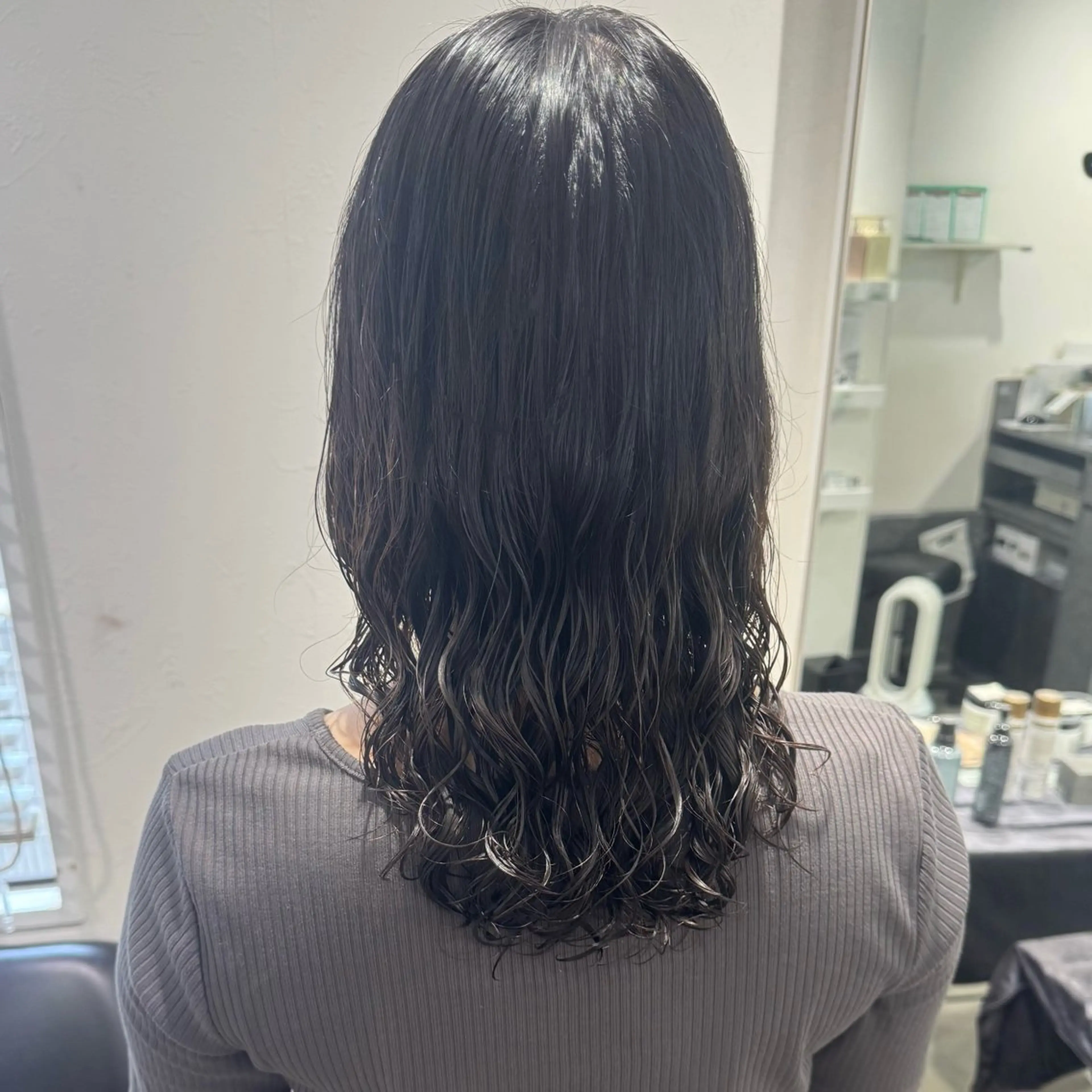 セミロング パーマ セミロングパーマ カット パーマ 女性限定/艶カラー AYANO 💗🪽のヘアスタイル