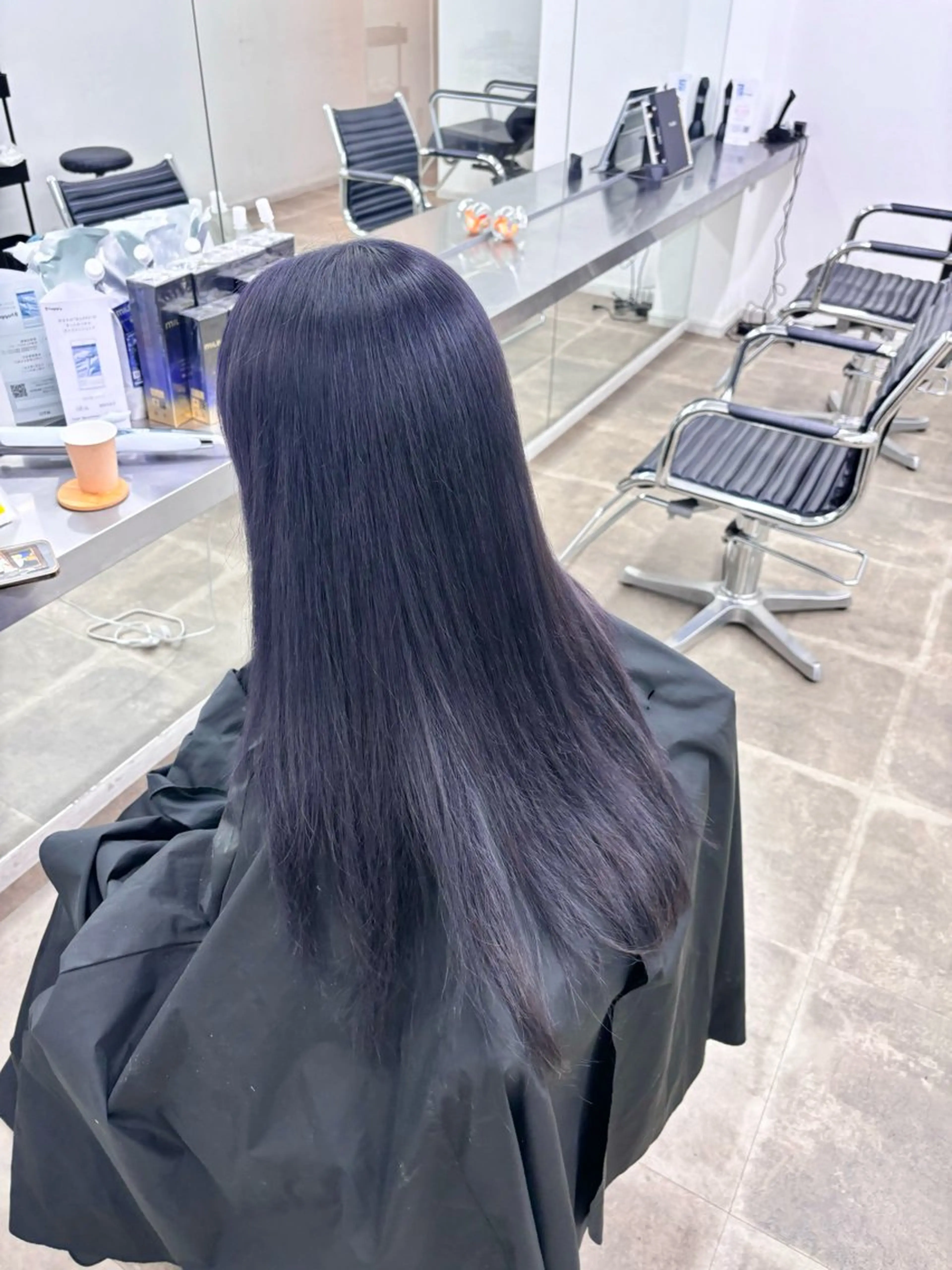 ロング パープルカラー カット ヘアカラー 谷井 実結樹のヘアスタイル