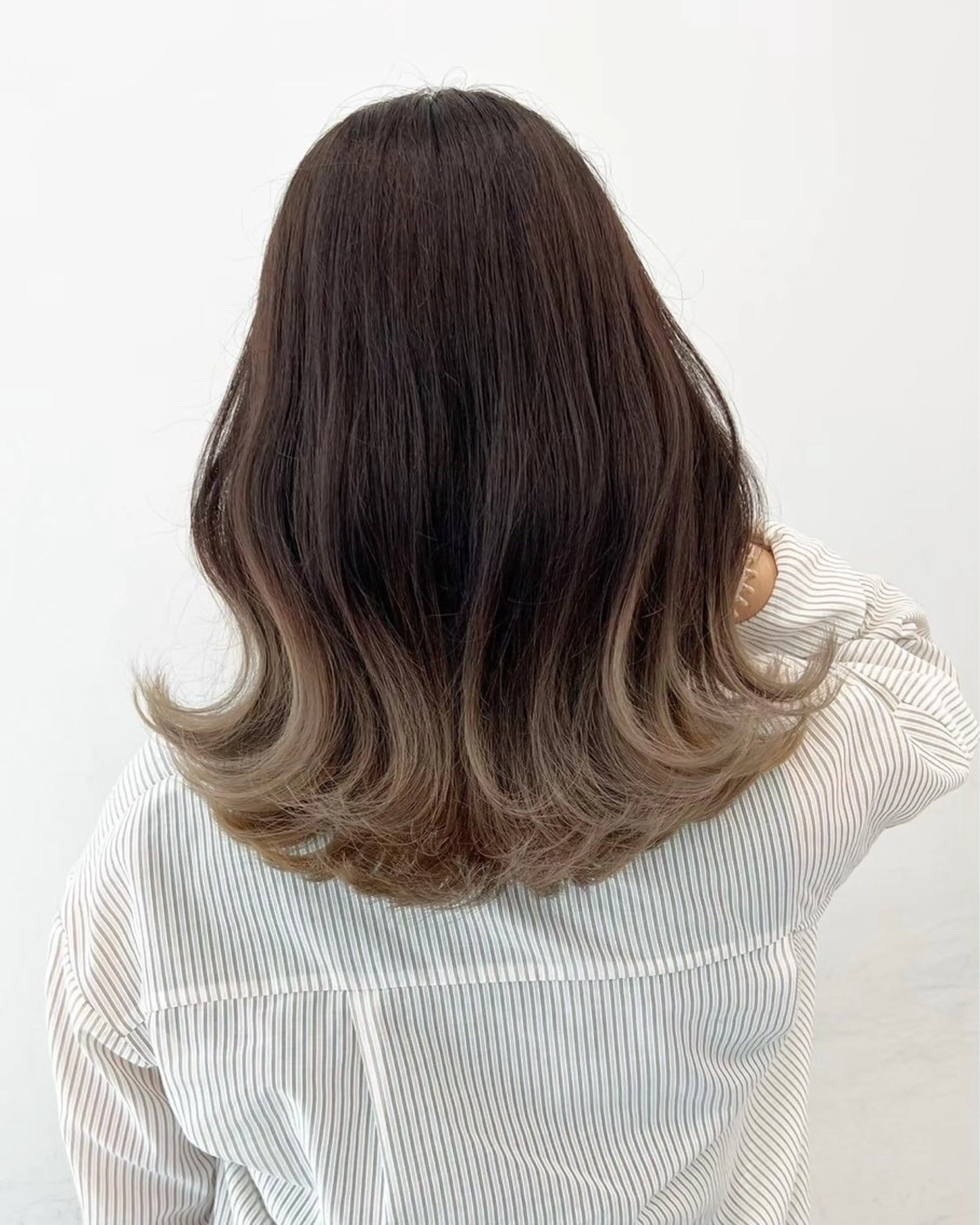セミロング 暖色カラー🩷 ハイトーン🦋/紗矢のヘアスタイル