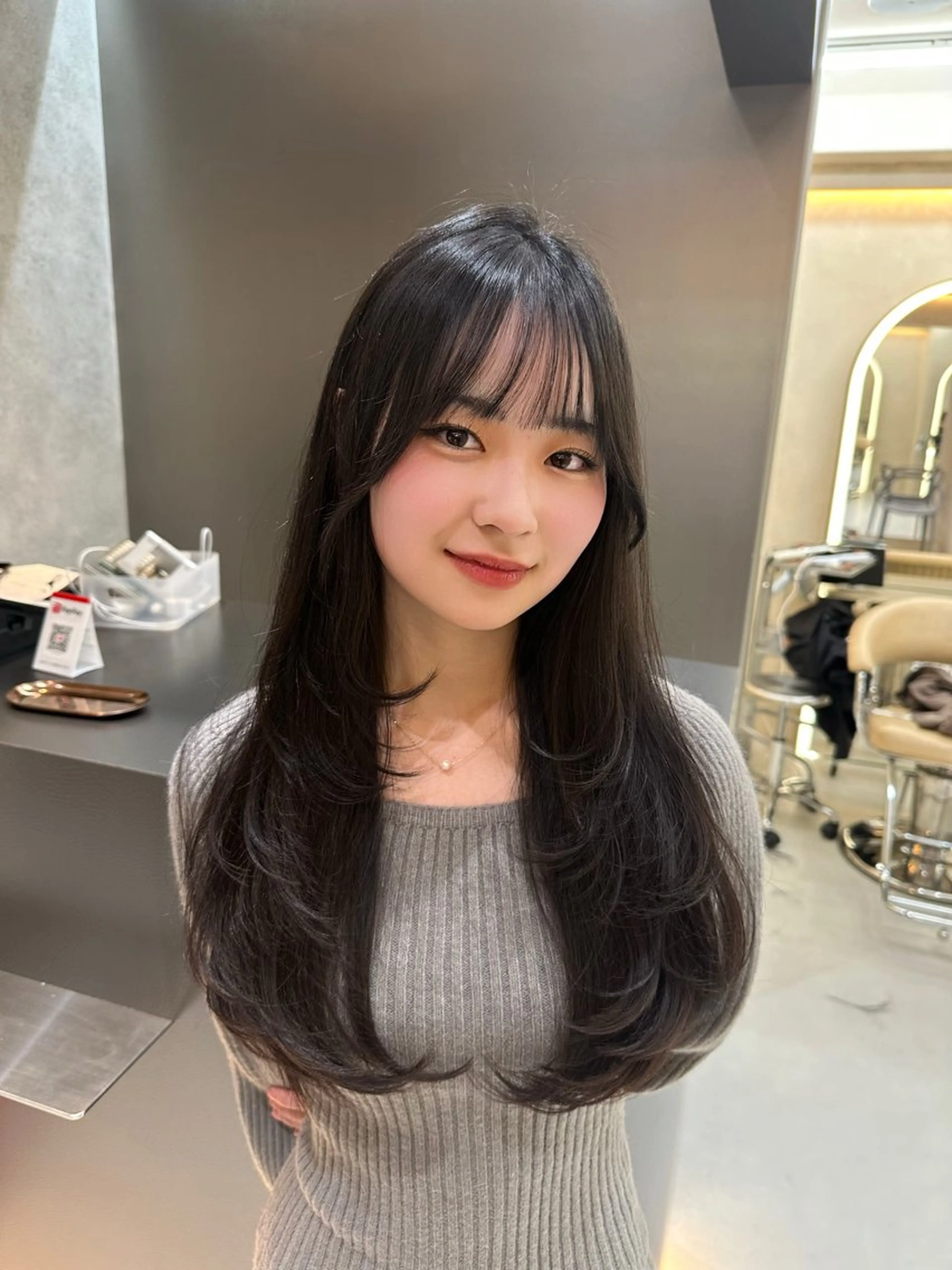 【期間限定メニュー✨】韓国風レイヤーカット🫧　炭酸泉シャンプー付き🧴の写真