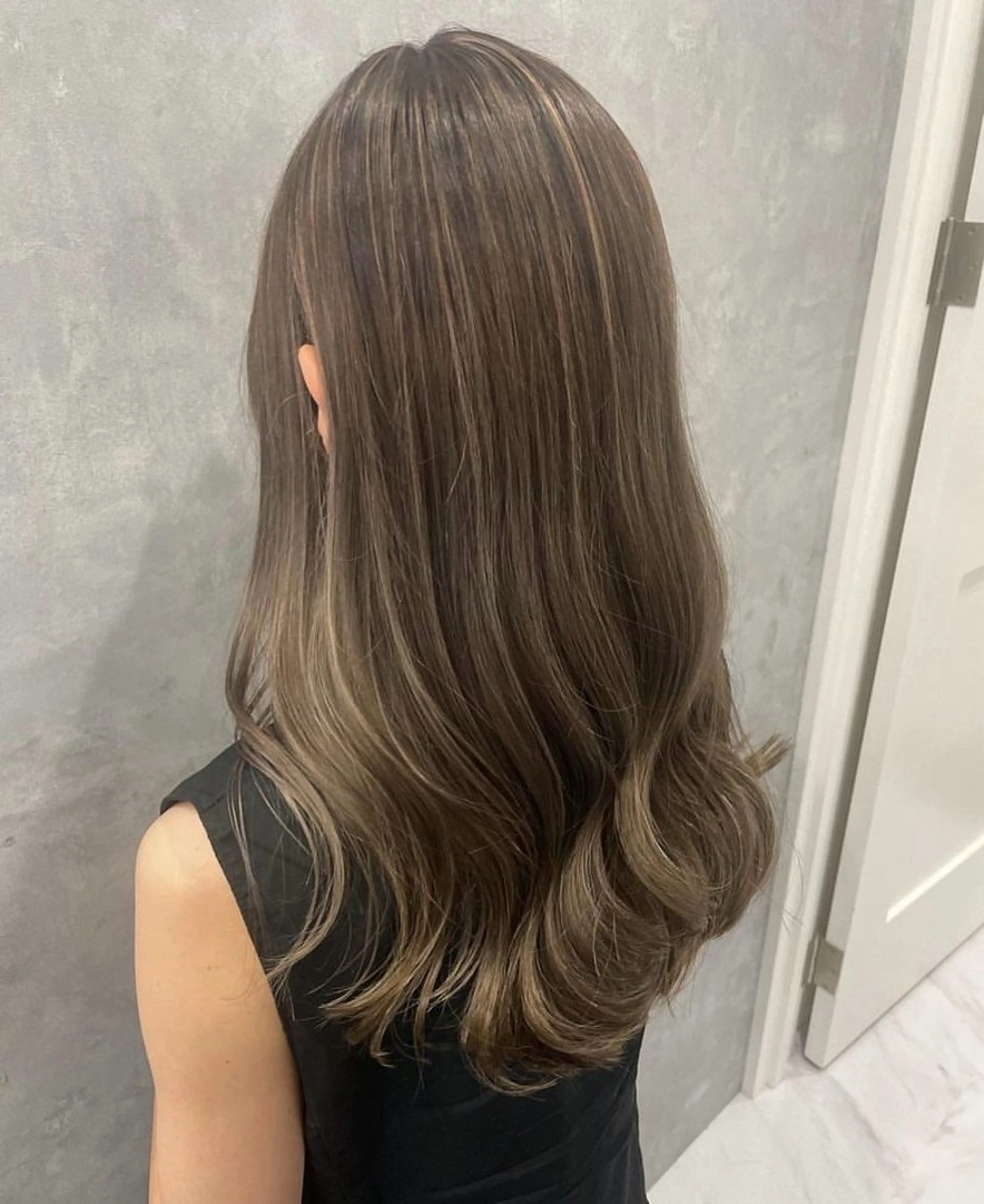 ロング 【カラー特化】 Cahoのヘアスタイル