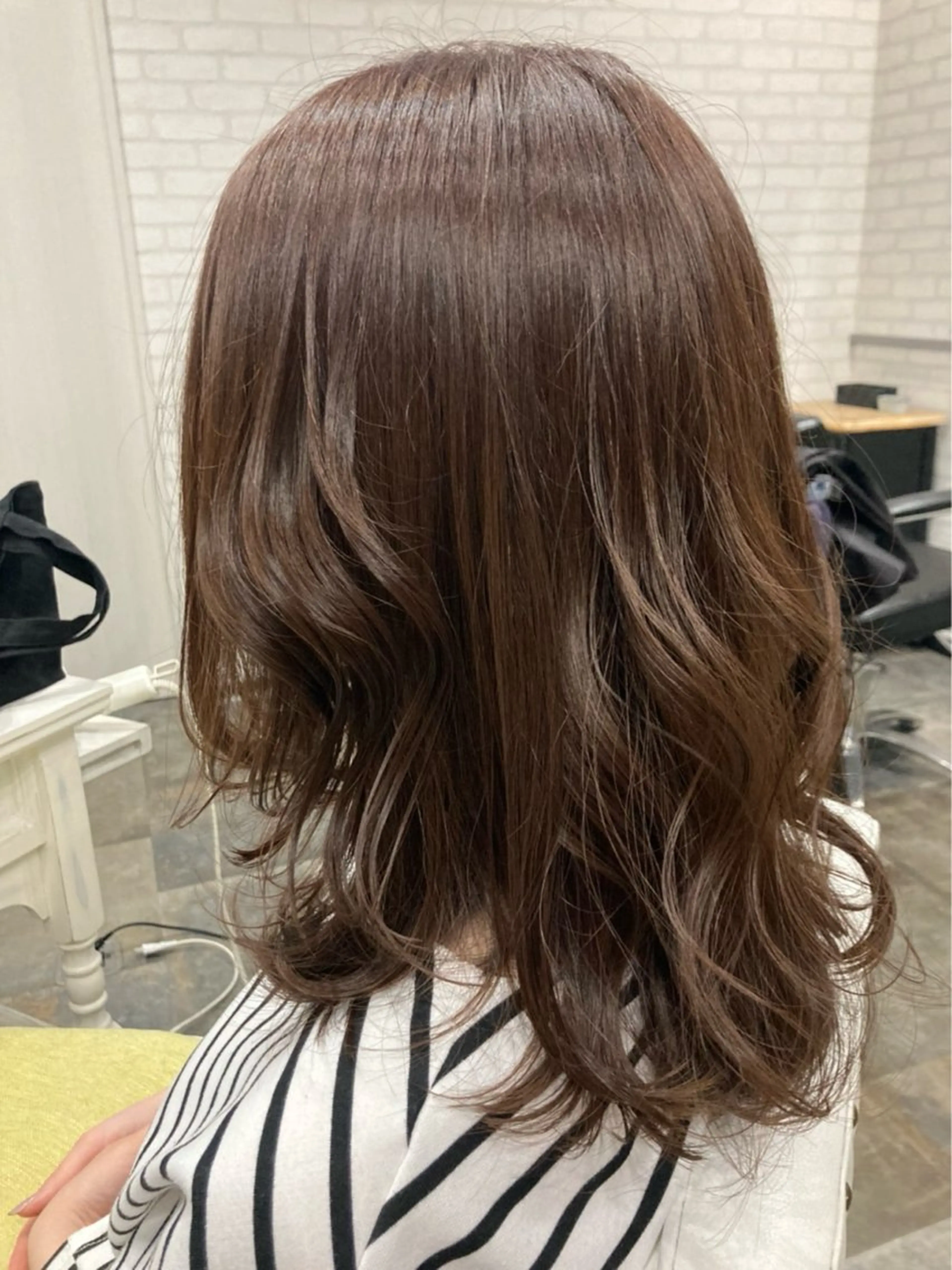 ミディアム ボブレイヤー ミディアムパーマ ミストバング ボブ ハイライト カット ヘアカラー トリートメント The Apartment of Solon Citta 船橋609所属・髪質改善/美髪/個室 /マンツーマン/ハラのヘアスタイル