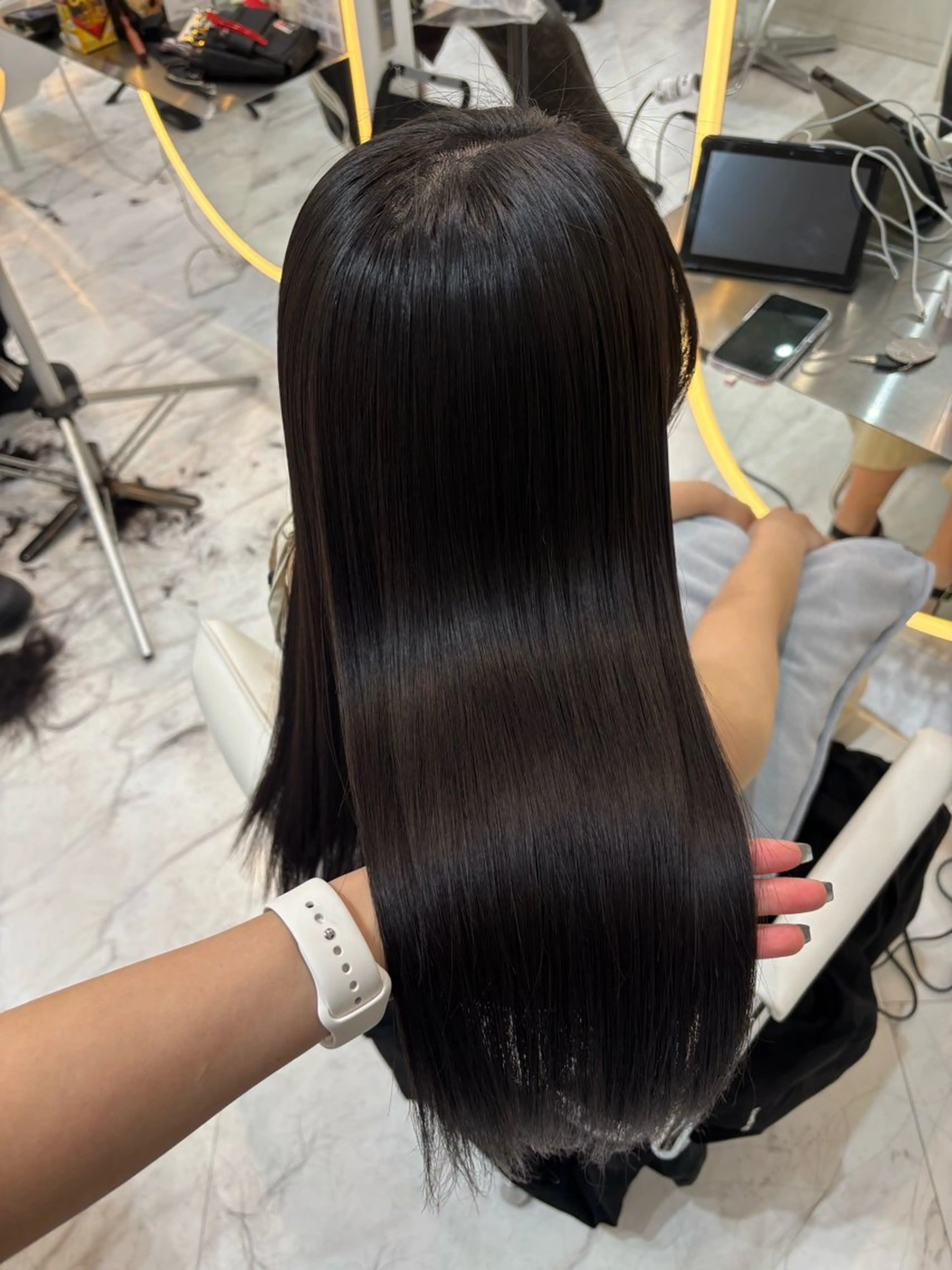 ロング 髪質改善 縮毛矯正 トリートメント ii+U 銀座【アイユーギンザ】所属・Hikaru 銀座美容師のヘアスタイル