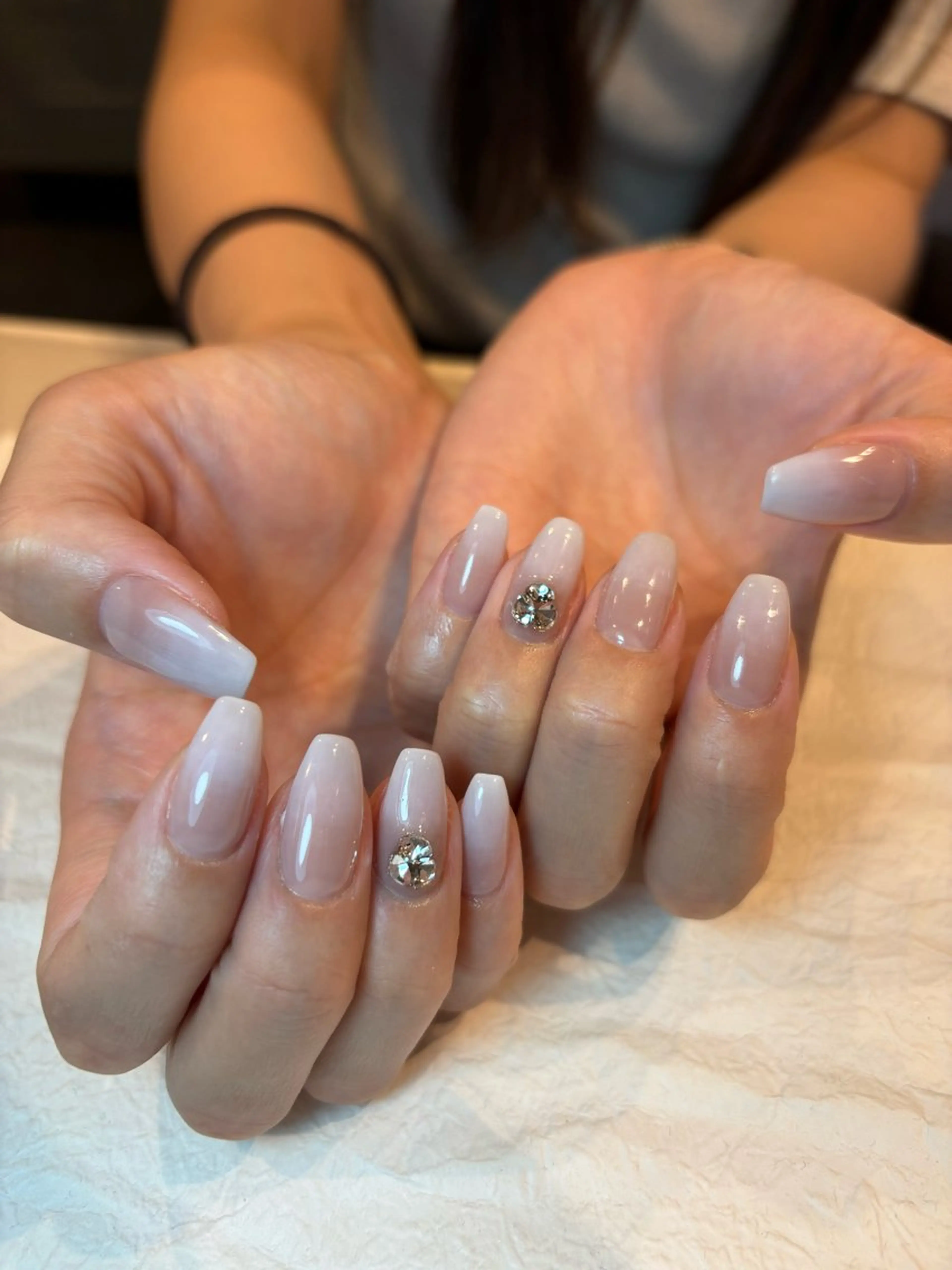 ネイル オフィスネイル ハンドネイル ラヴィアンローズ所属・S. kurumiのネイルデザイン