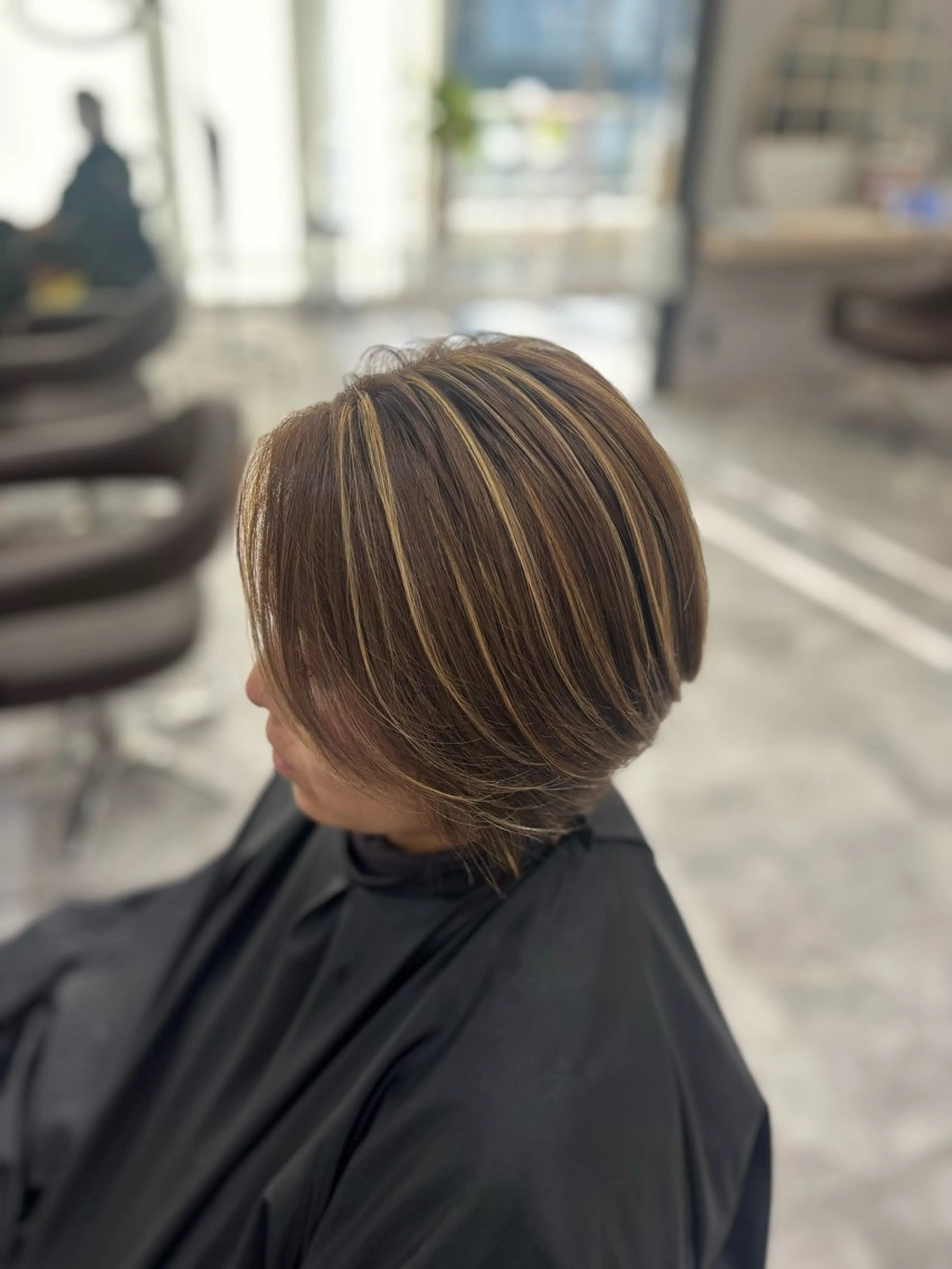 ショート カラー ヘアカラー KEEN.所属・よこみぞ こなつのヘアスタイル