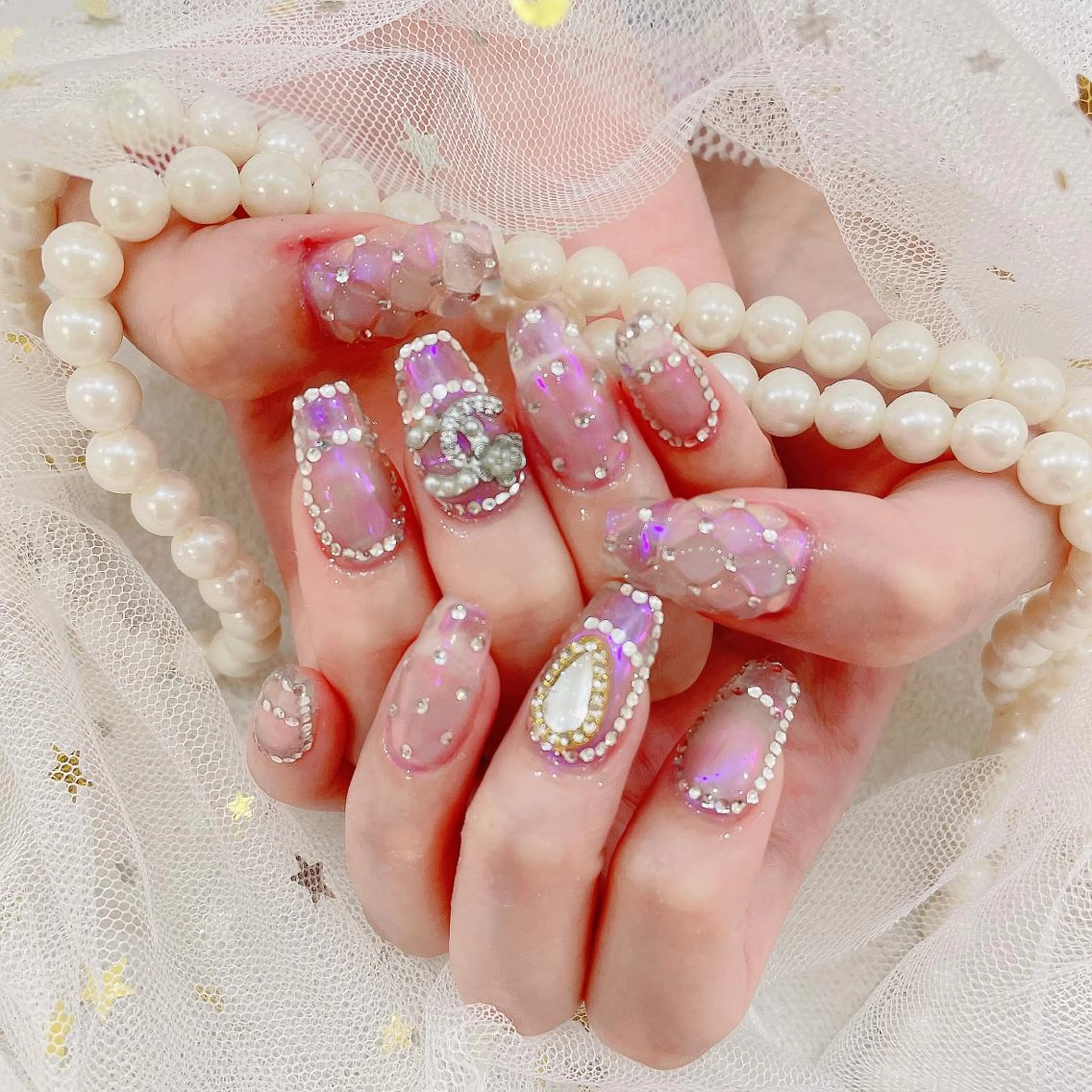 ミディアム ネイル ハンドネイル cho nailのネイルデザイン