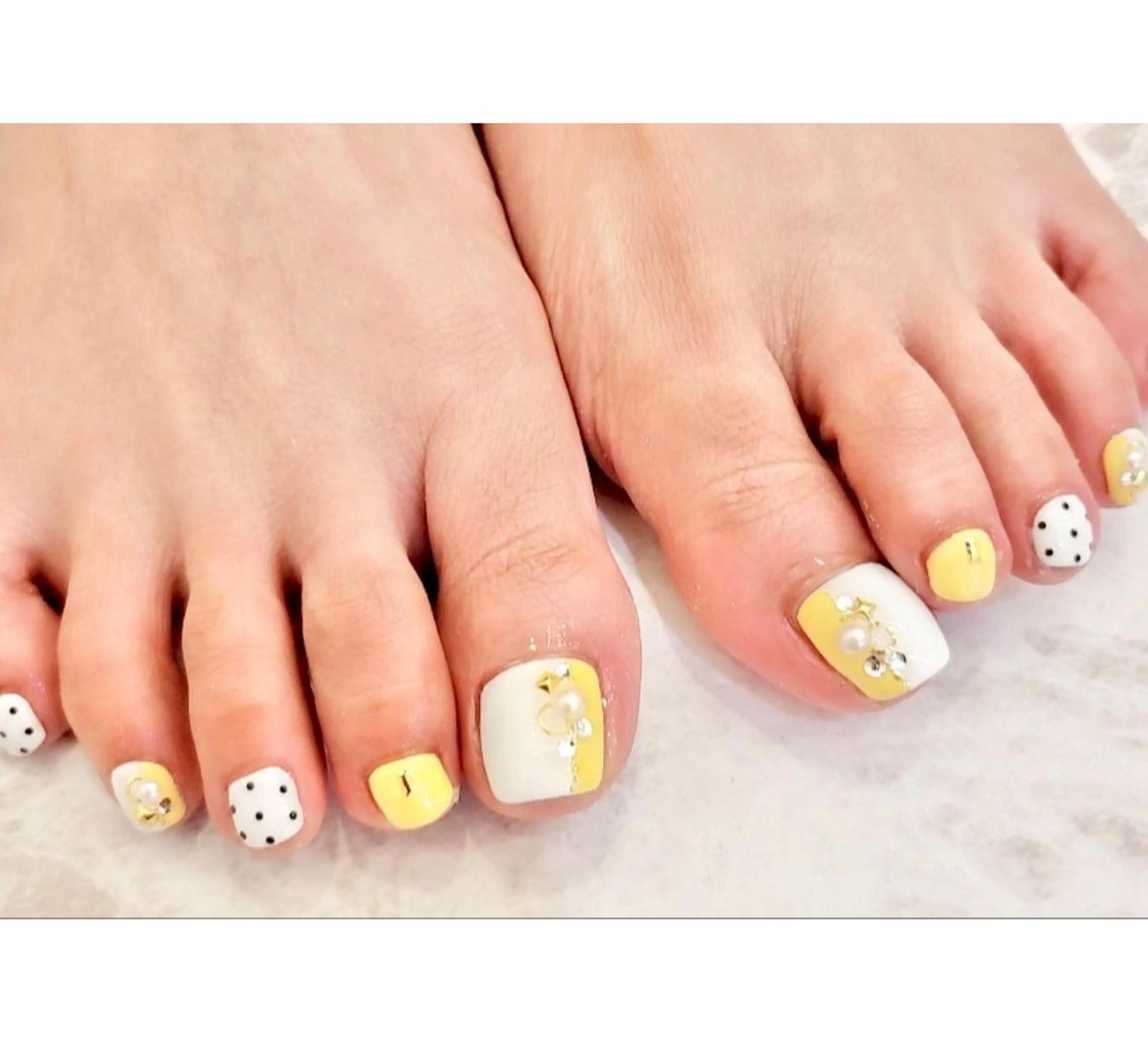 ネイル フットネイル Alohi nail salonのネイルデザイン