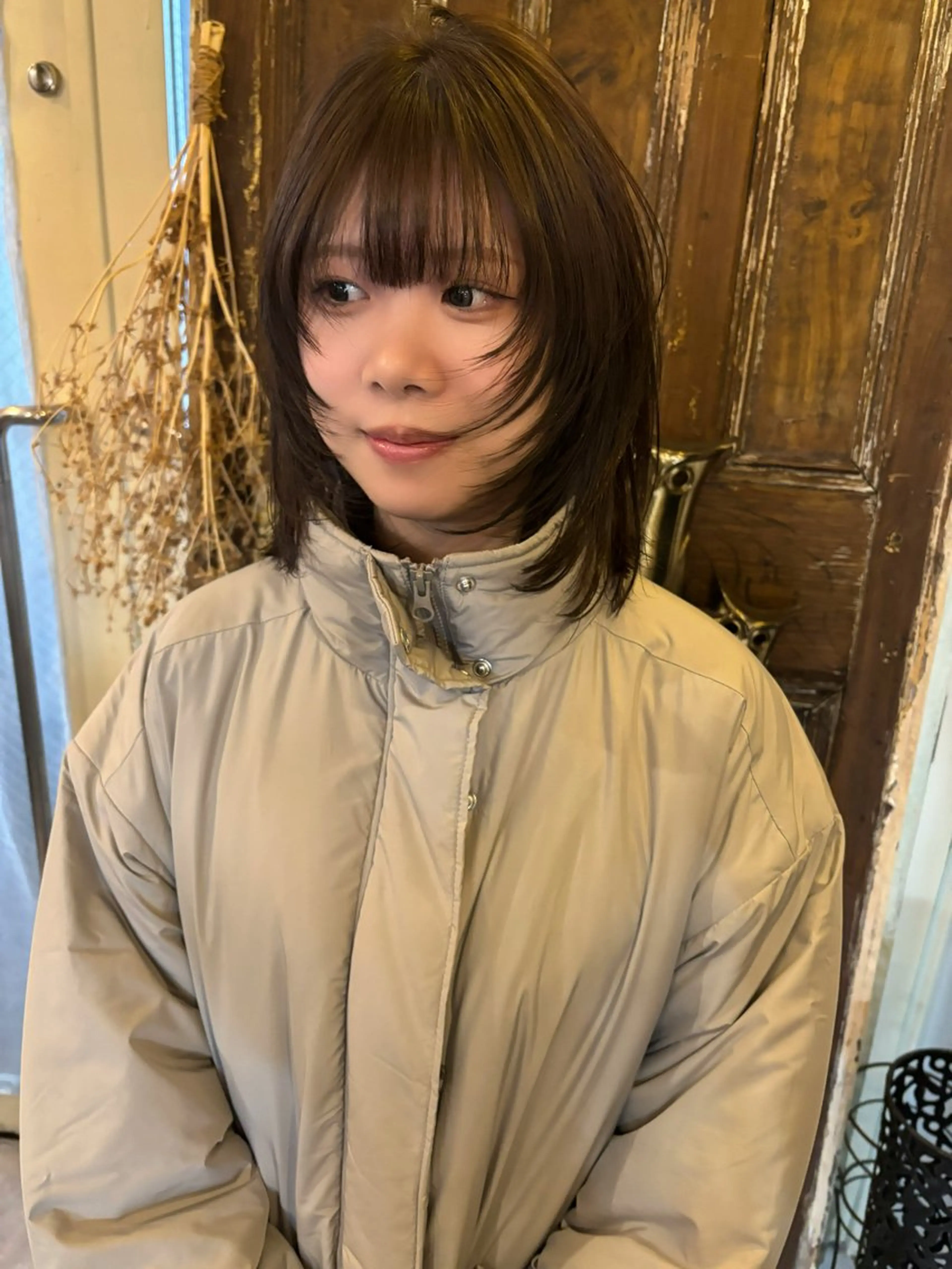 ミディアム 顔まわりレイヤー レイヤーカット カット sea's所属・平果帆/レイヤー /矢場町/ブリーチのヘアスタイル