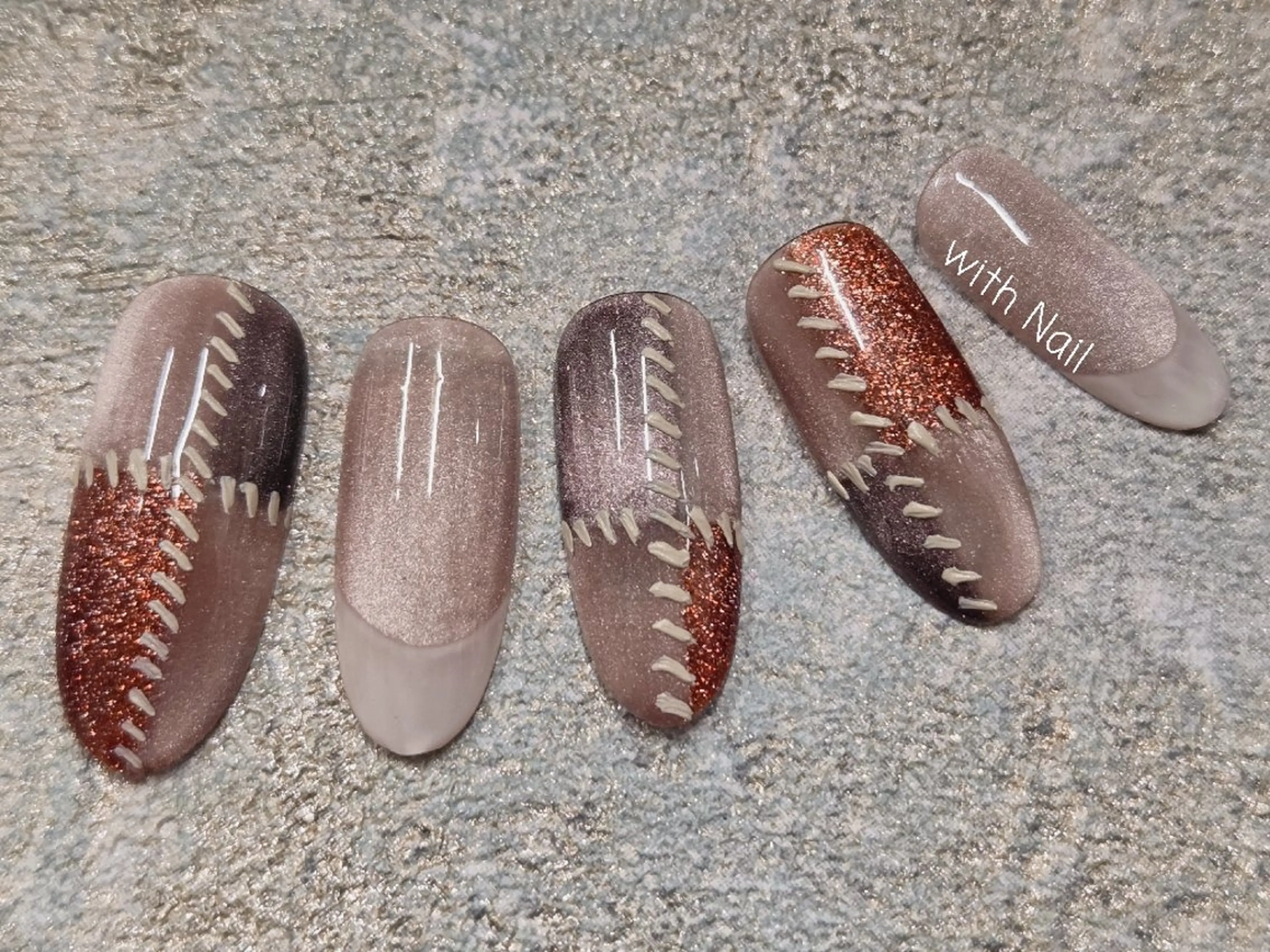 【オフあり】10・11月限定キャンペーン☆マグネットチェックネイルの写真