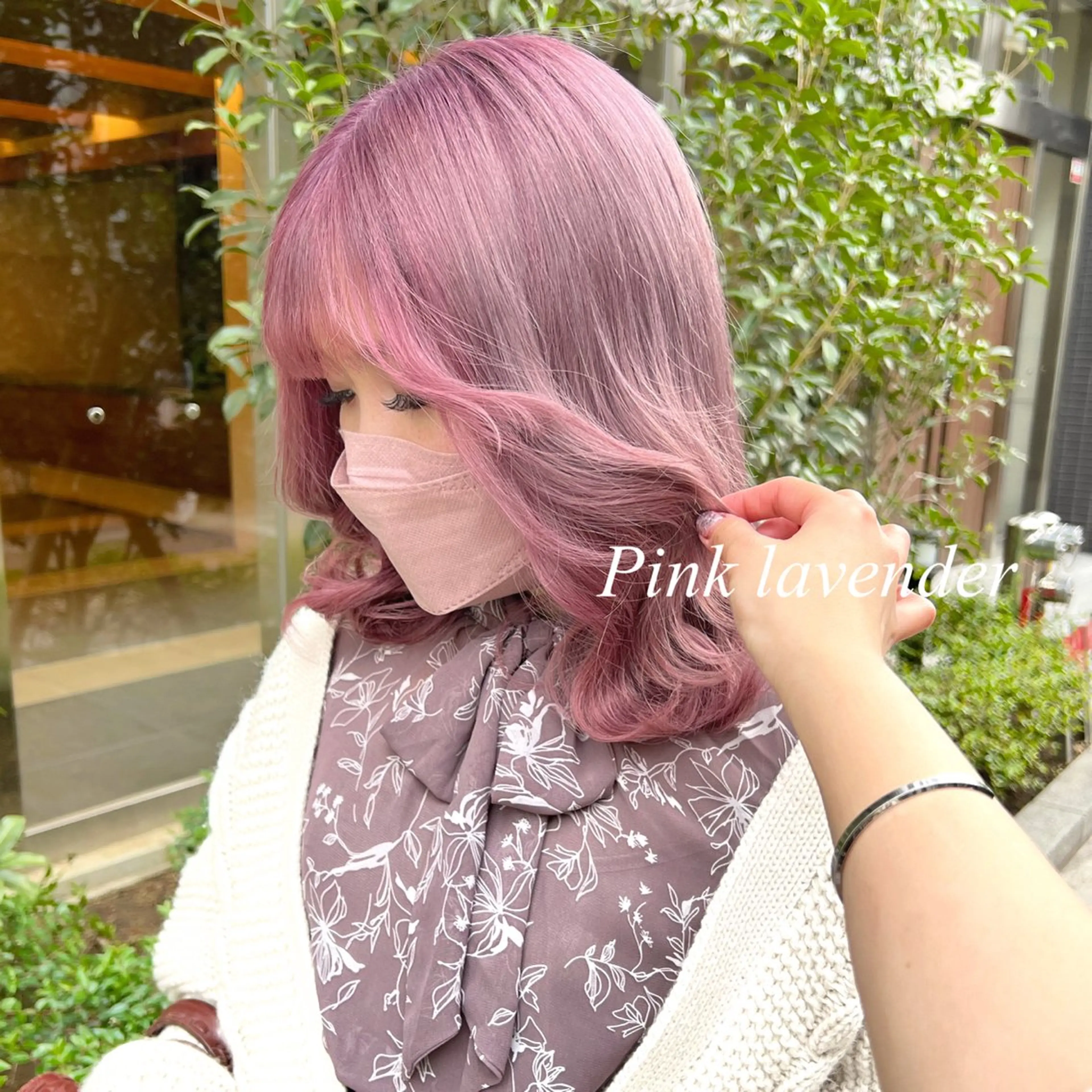 ミディアム カラー シールエクステ ハイトーンカラー エクステ ヘアカラー トリートメント シールエクステ特化 ハイトーン、NANAのヘアスタイル