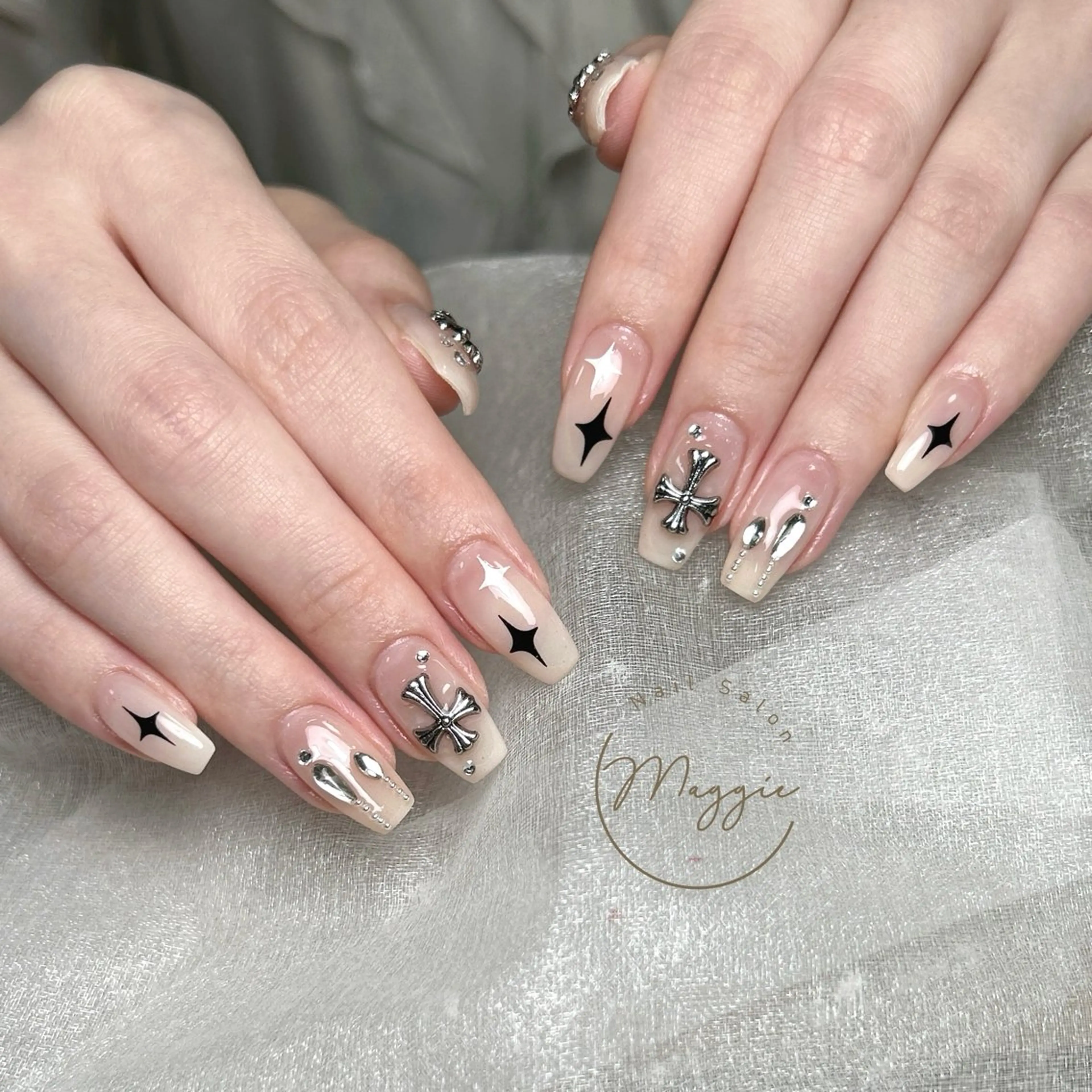 ネイル ハンドネイル Maggie Nail🦩のネイルデザイン