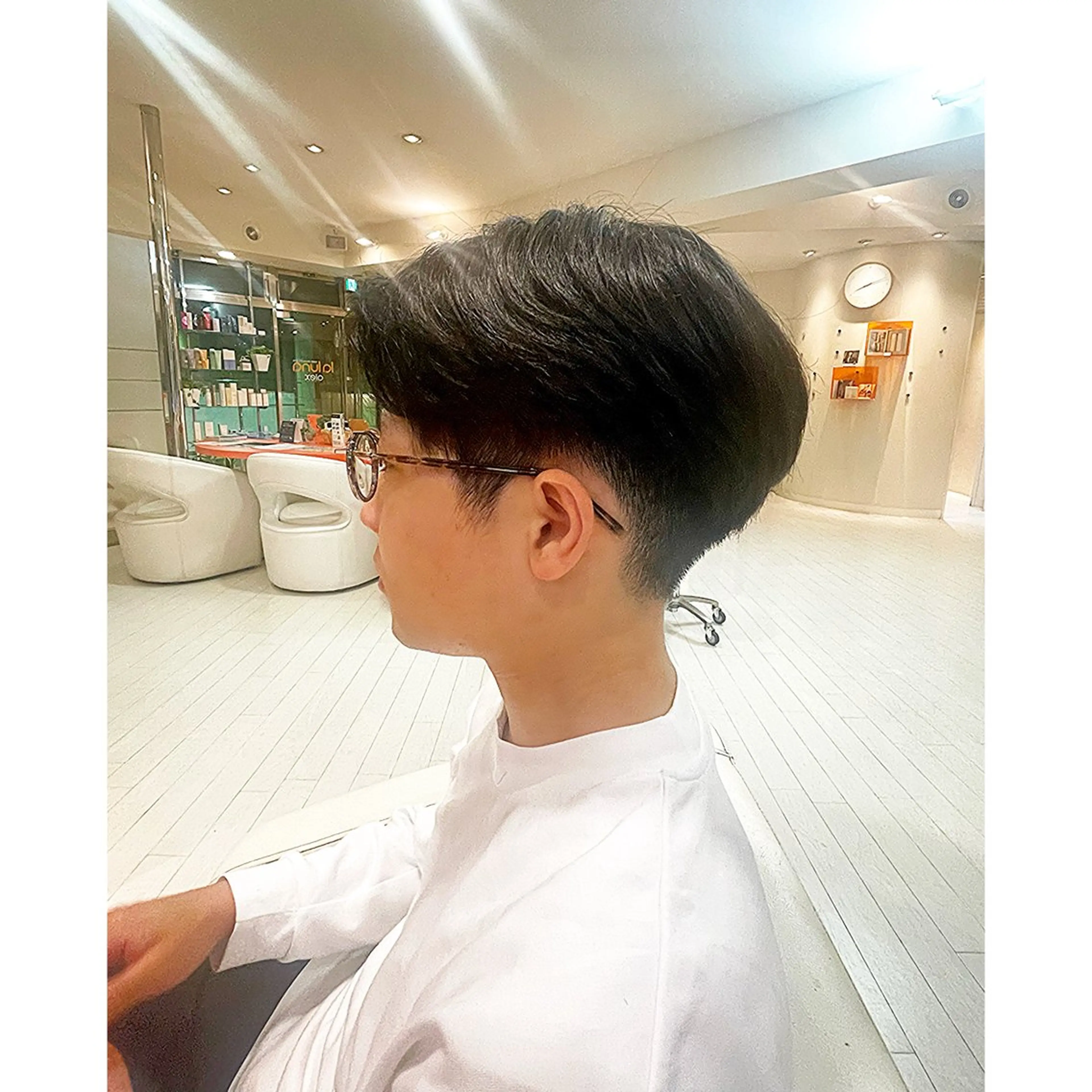 メンズ センターパート ツーブロック 刈り上げ 前さこ 結衣のヘアスタイル