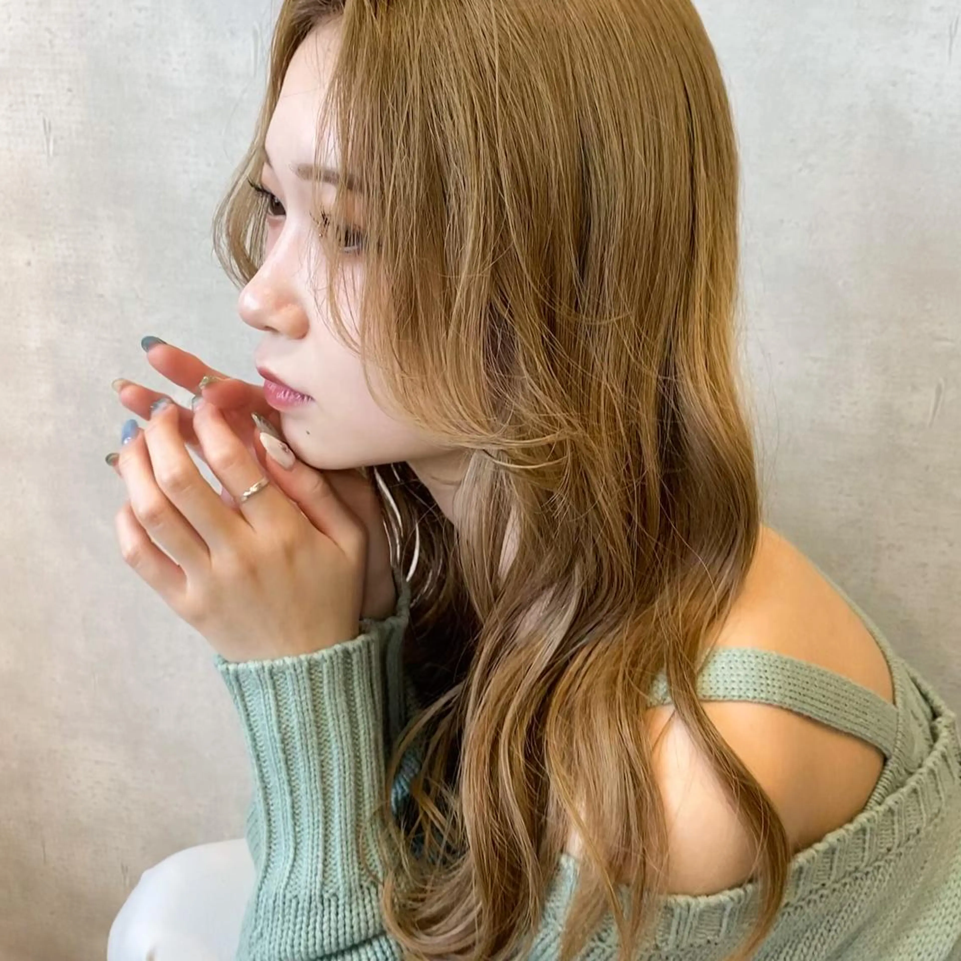 ロング a.r.e所属・色素薄めカラー 🌼Noa🌼のヘアスタイル