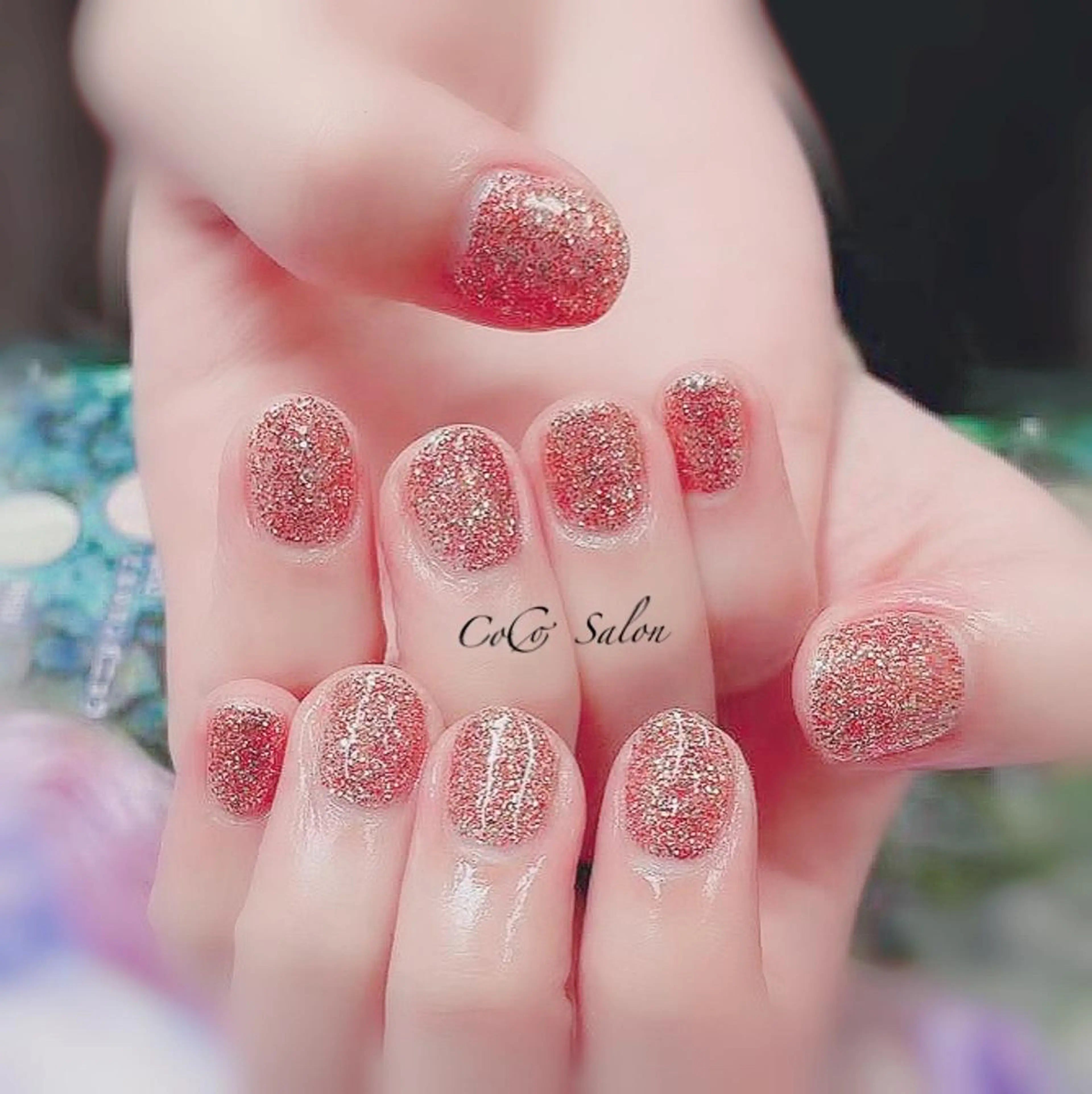 ネイル 長さ出し ジェルネイル キラキラネイル ラメ(グリッター) オフィスネイル ハンドネイル CoCoSalon ネイル/まつ毛予約のネイルデザイン