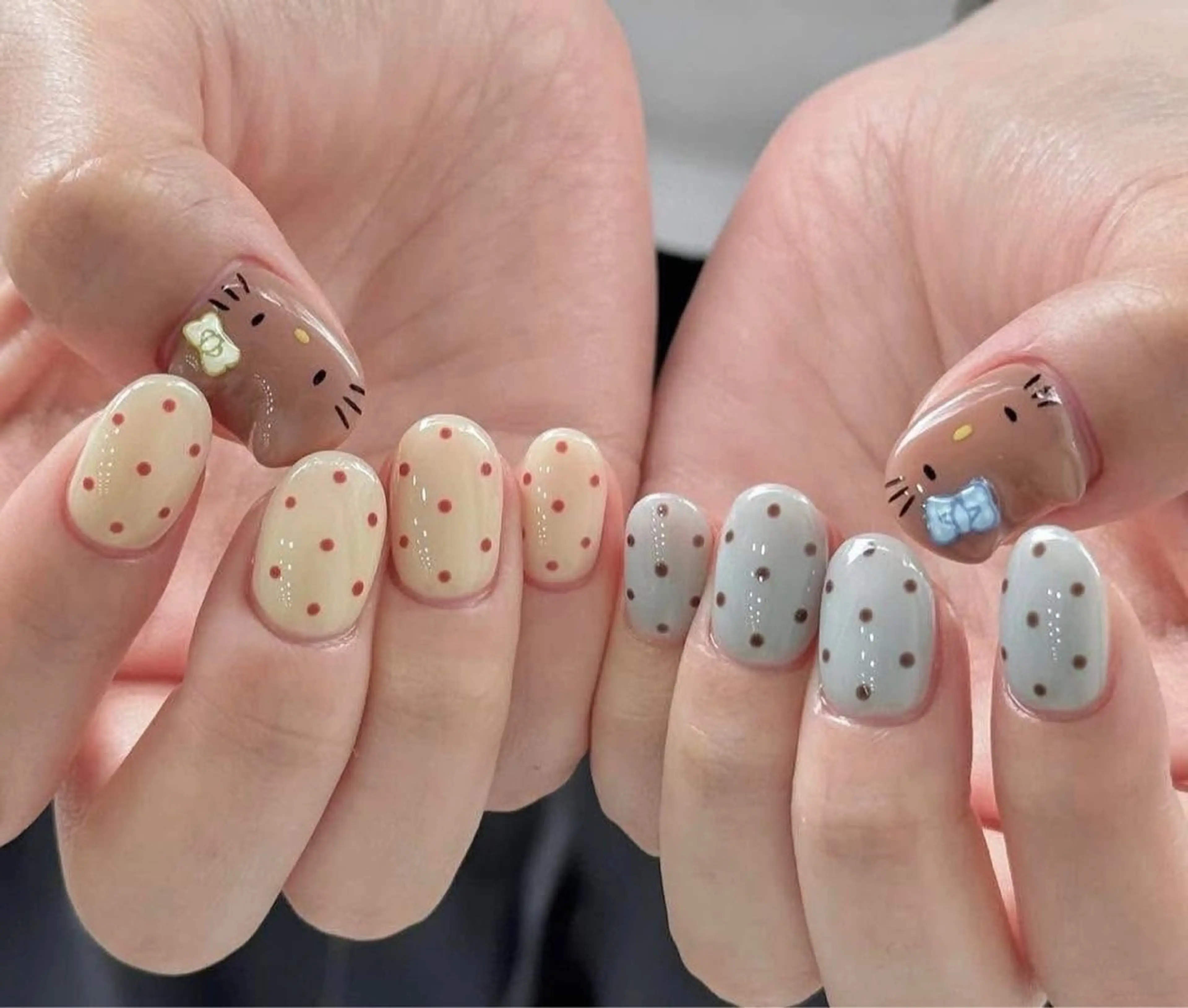 ネイル アートネイル オーロラネイル チークネイル 長さ出し フットネイル ハンドネイル Cloudy Chan 歌舞伎町のネイルデザイン