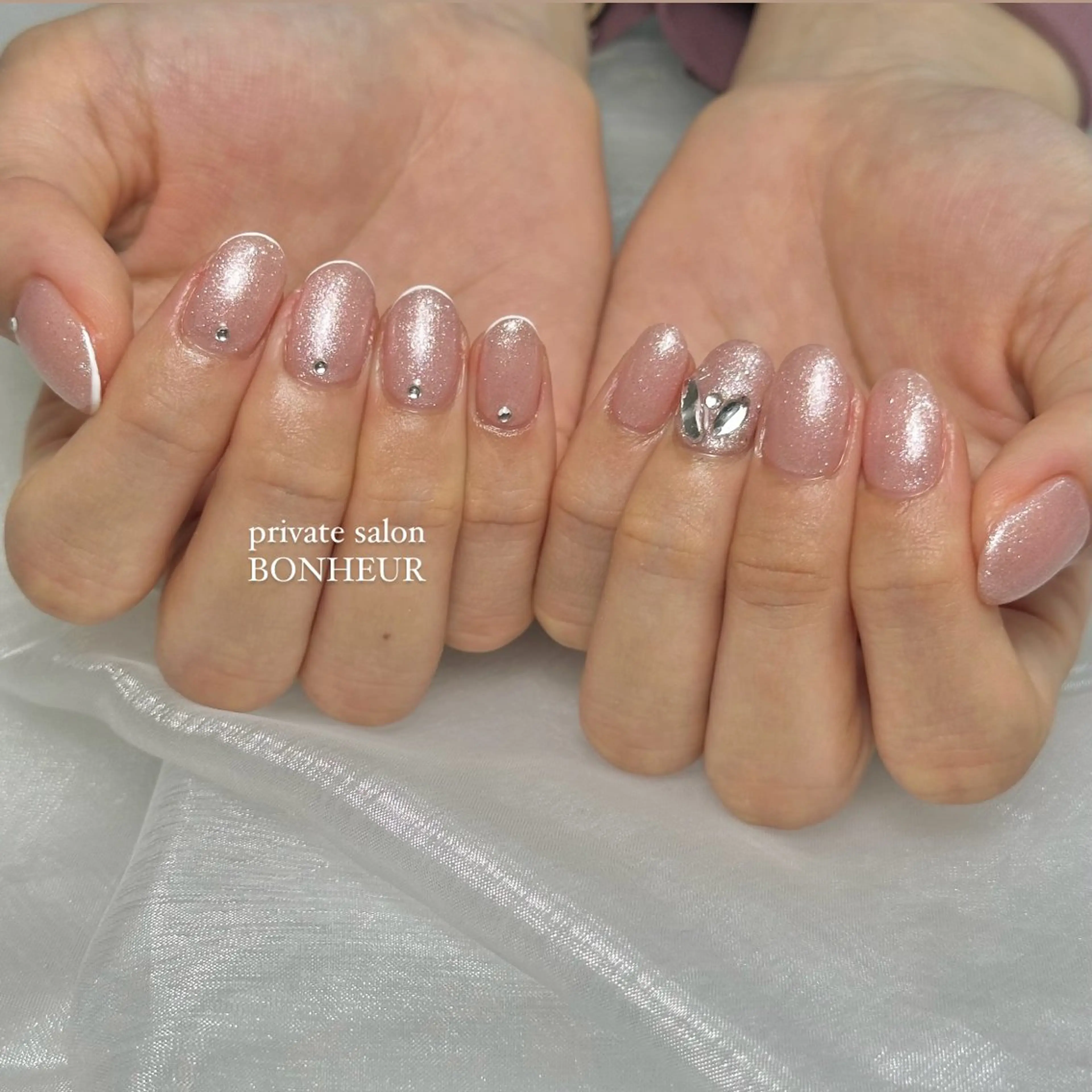 ネイル ハンドネイル BONHEUR Annaのネイルデザイン