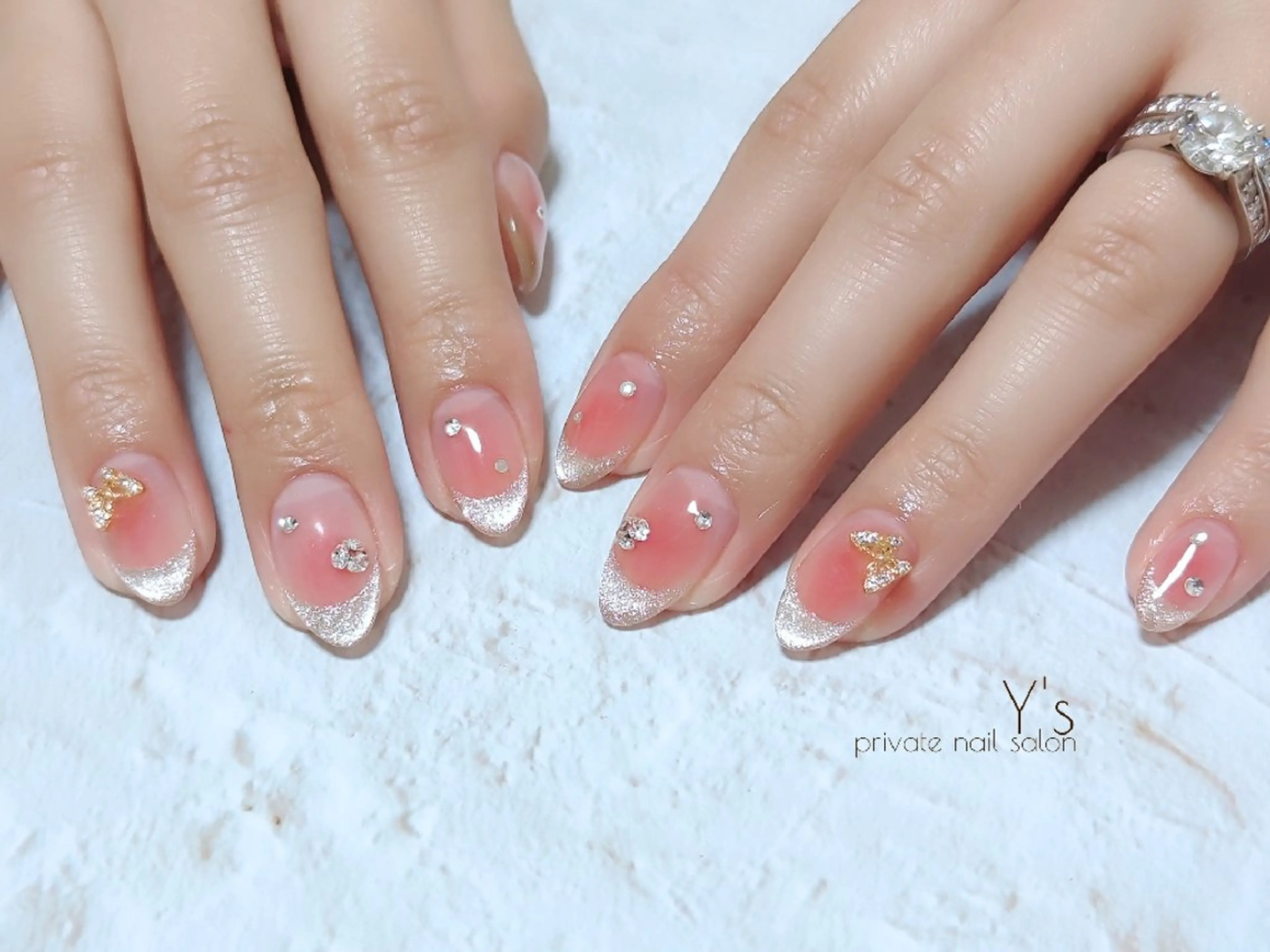 ネイル ハンドネイル YUMI NAGAI  のネイルデザイン