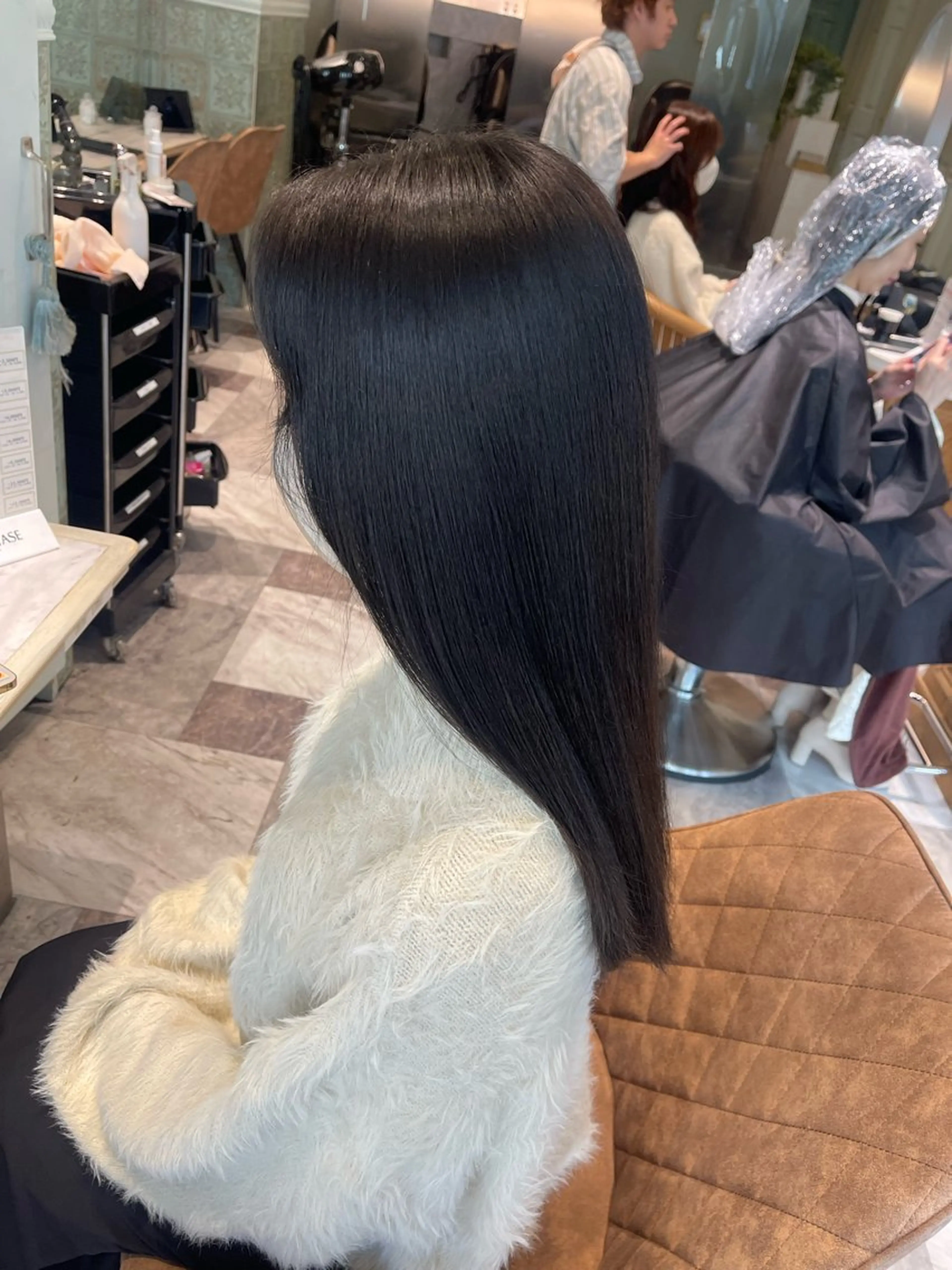 ミディアム 服部大地/ブリーチ 無しWカラー髪質改善のヘアスタイル