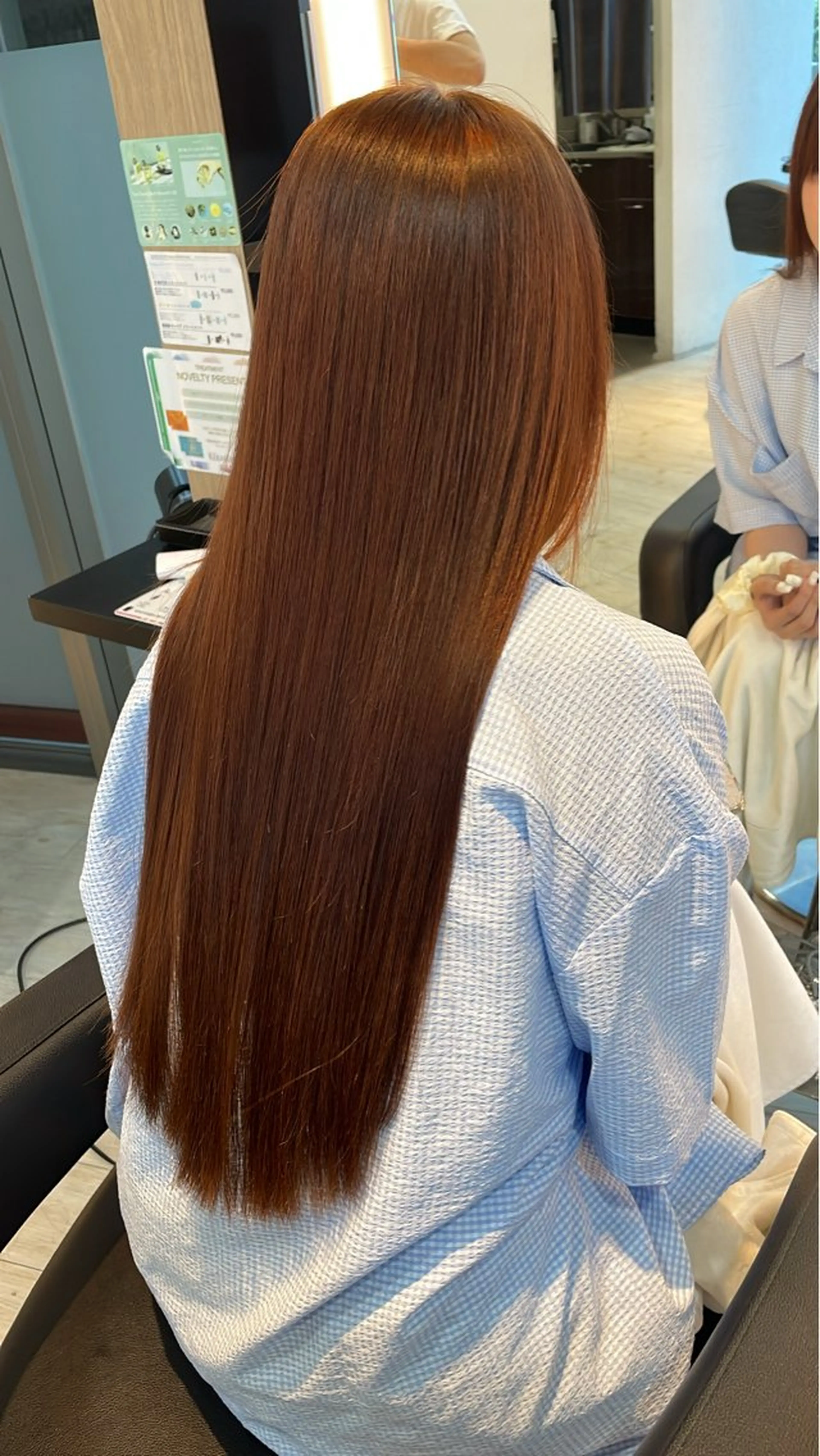 ロング カラー ブリーチ ブラウンカラー ブリーチなしカラー オレンジ オレンジブラウン カット ヘアカラー トリートメント ブリーチ/髪質改善/ 透明感カラー/暖色のヘアスタイル