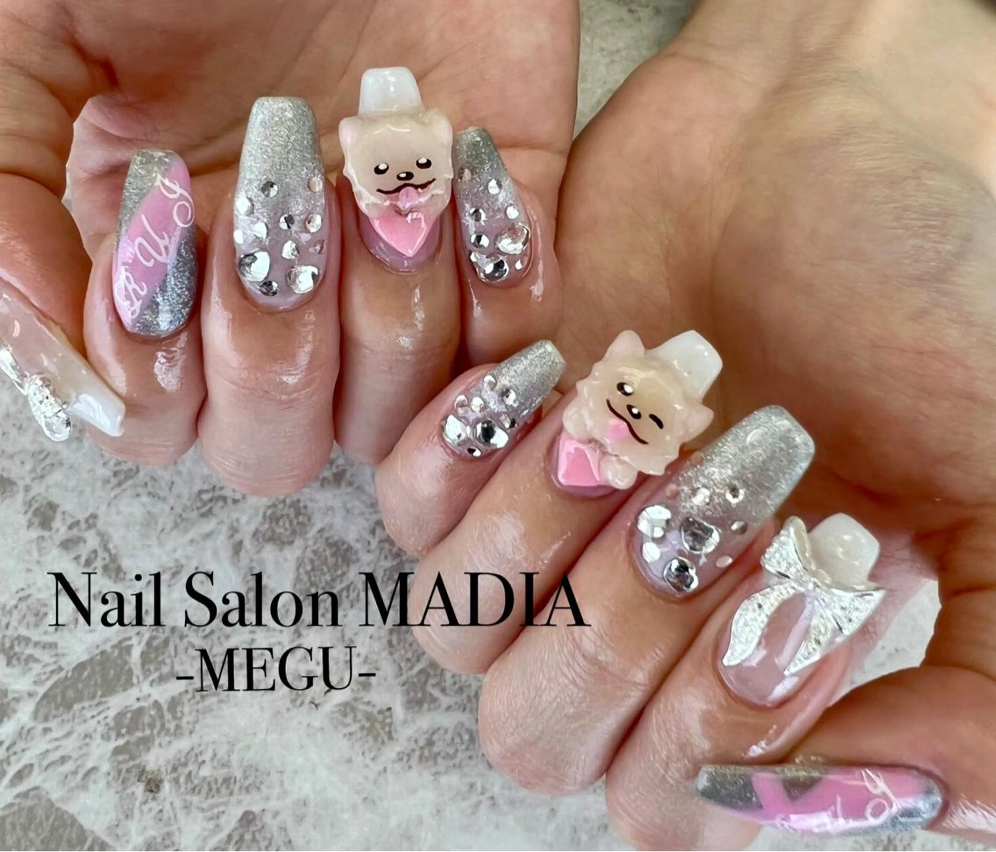 ネイル MADIA藤沢所属・MADIA MEGUのネイルデザイン