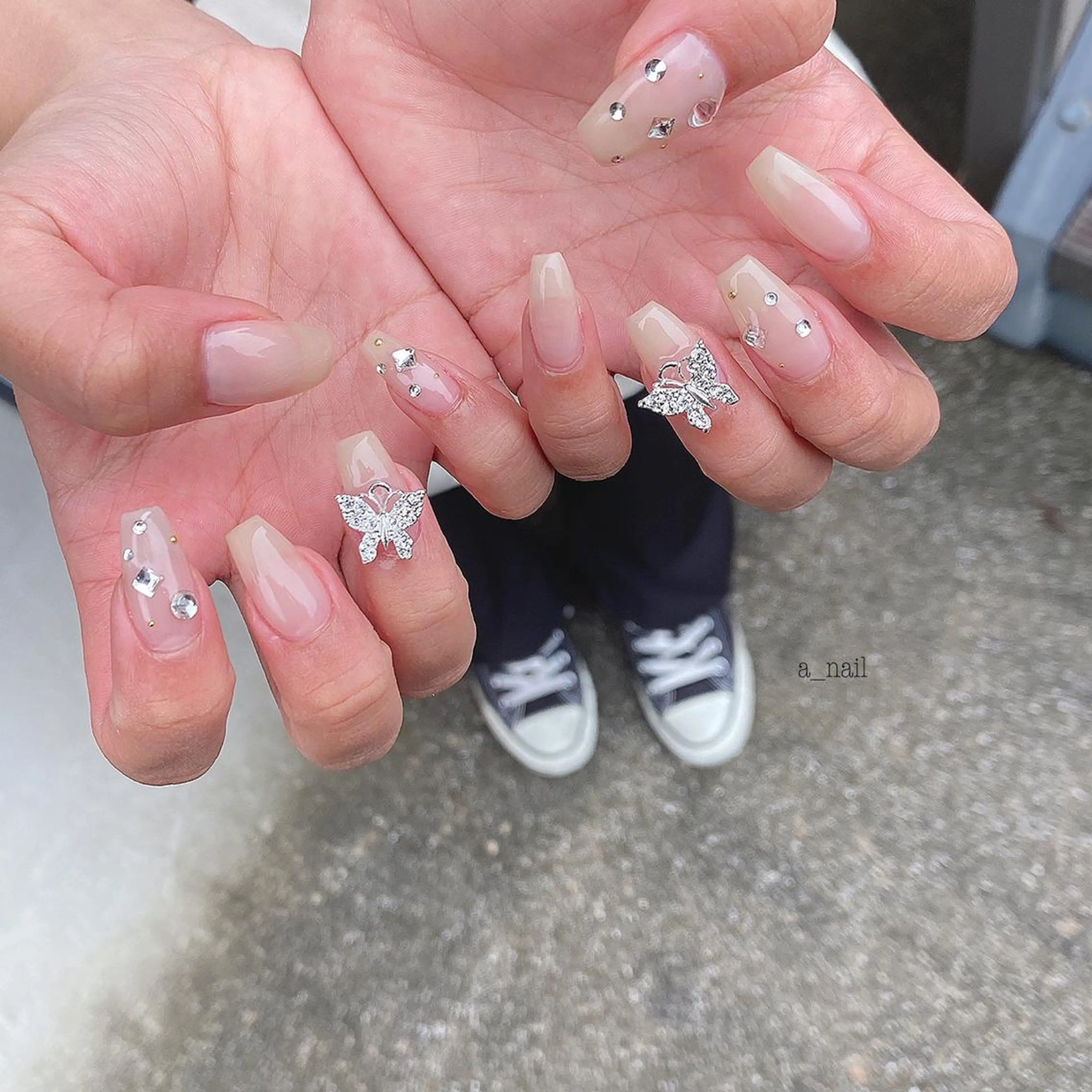 ネイル 菅 恵奈のネイルデザイン