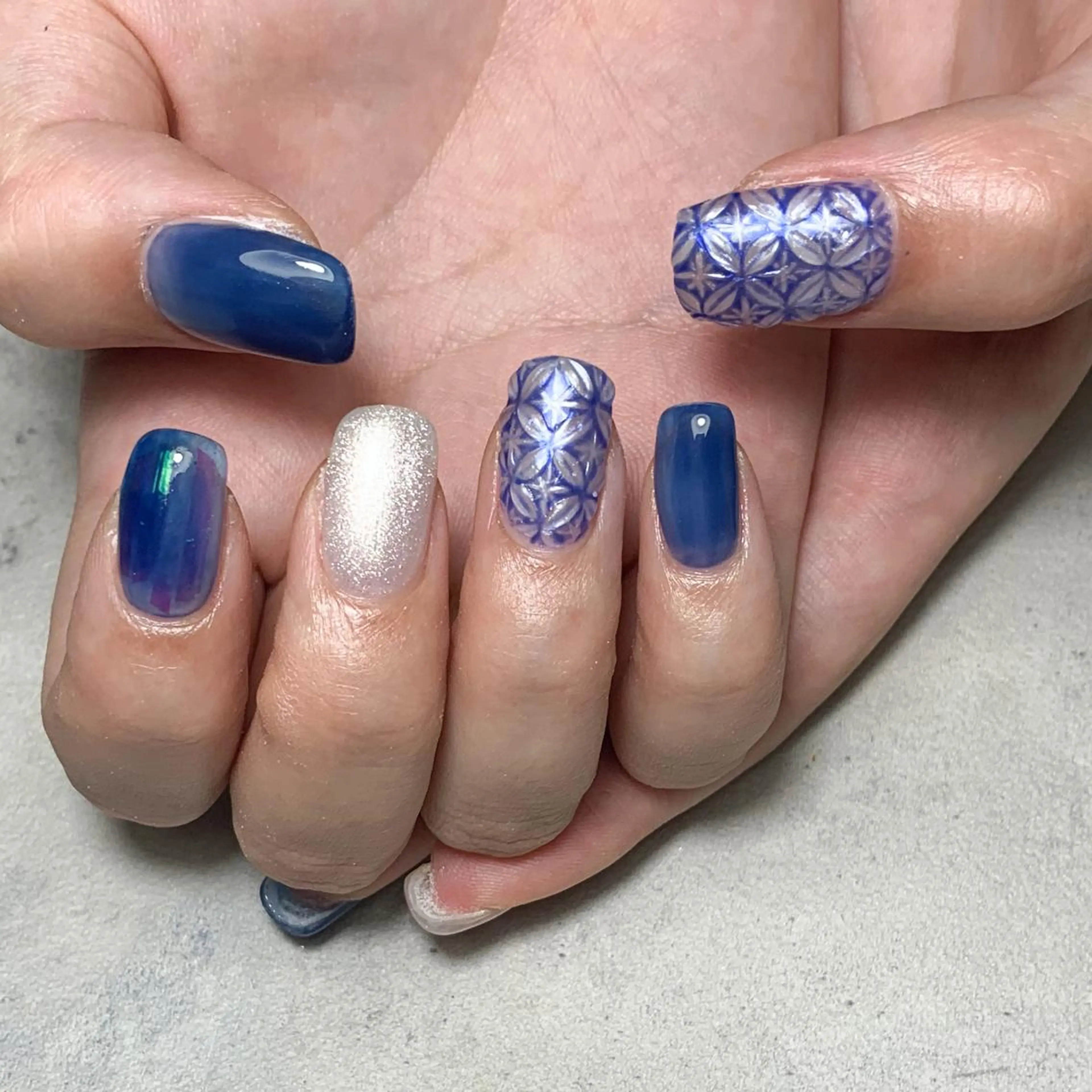 ネイル ハンドネイル atelier FIORITURA所属・FIORITURA aiのネイルデザイン