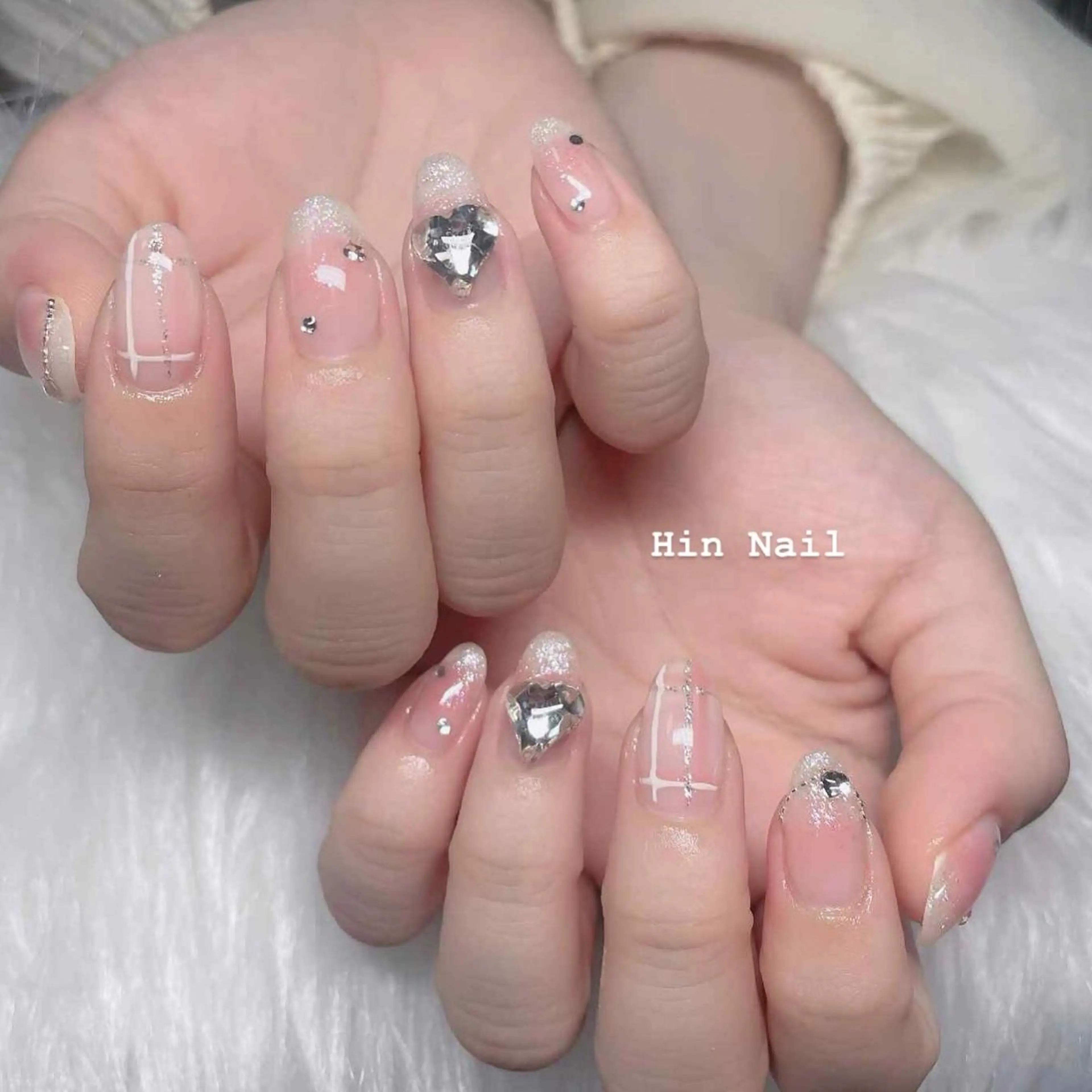 ネイル ハンドネイル HIN NAILのネイルデザイン